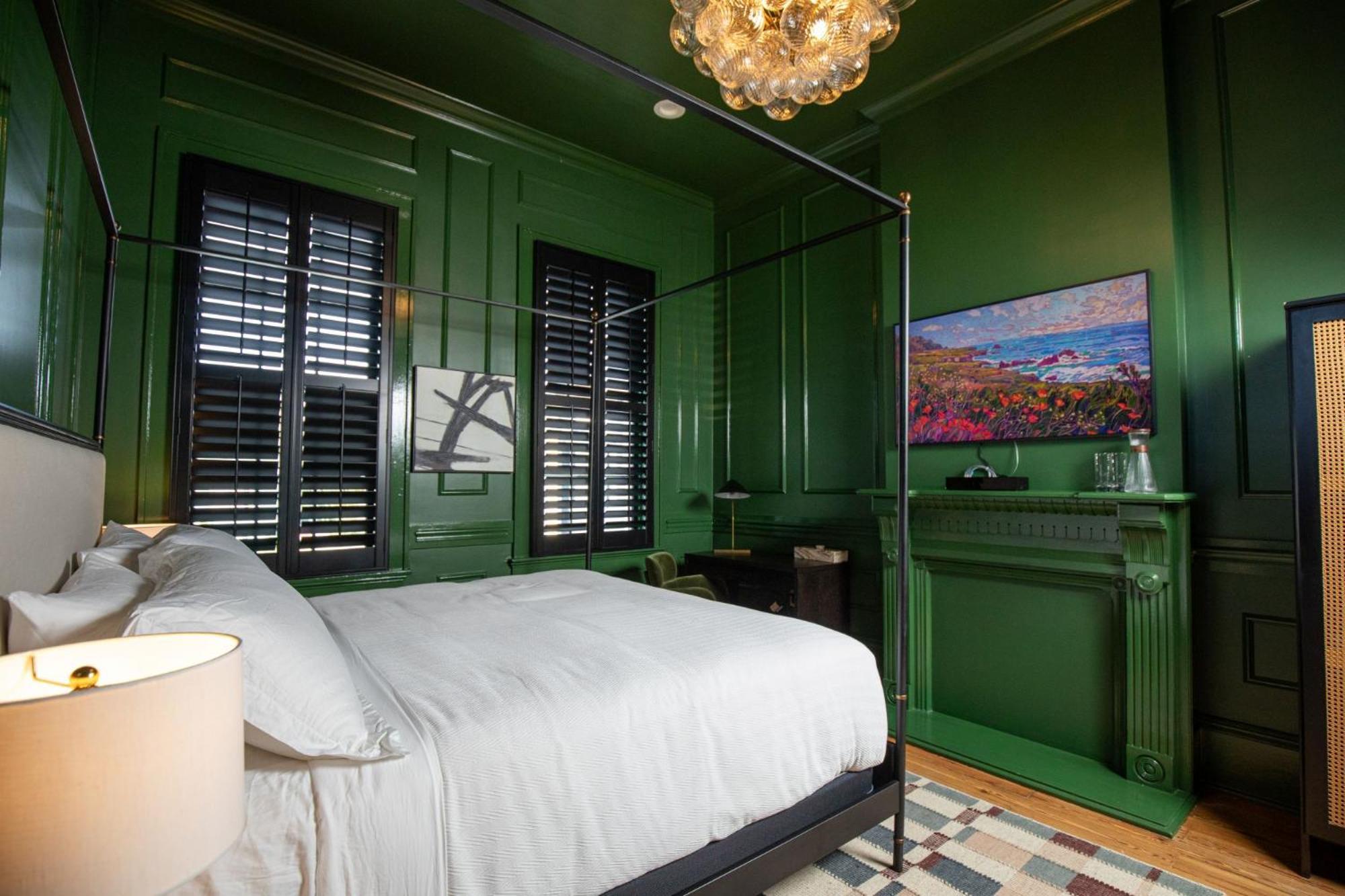 Blackbird New Orleans