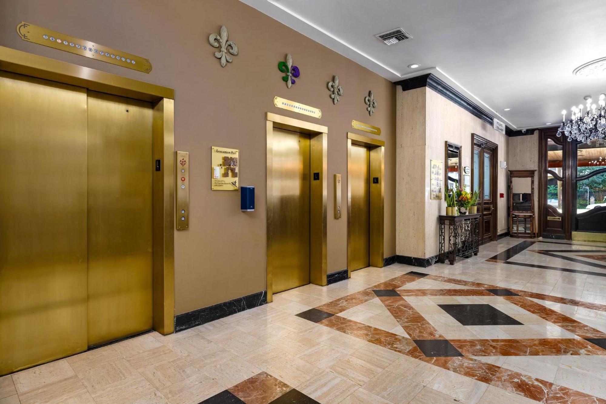 Club Wyndham Avenue Plaza 3*