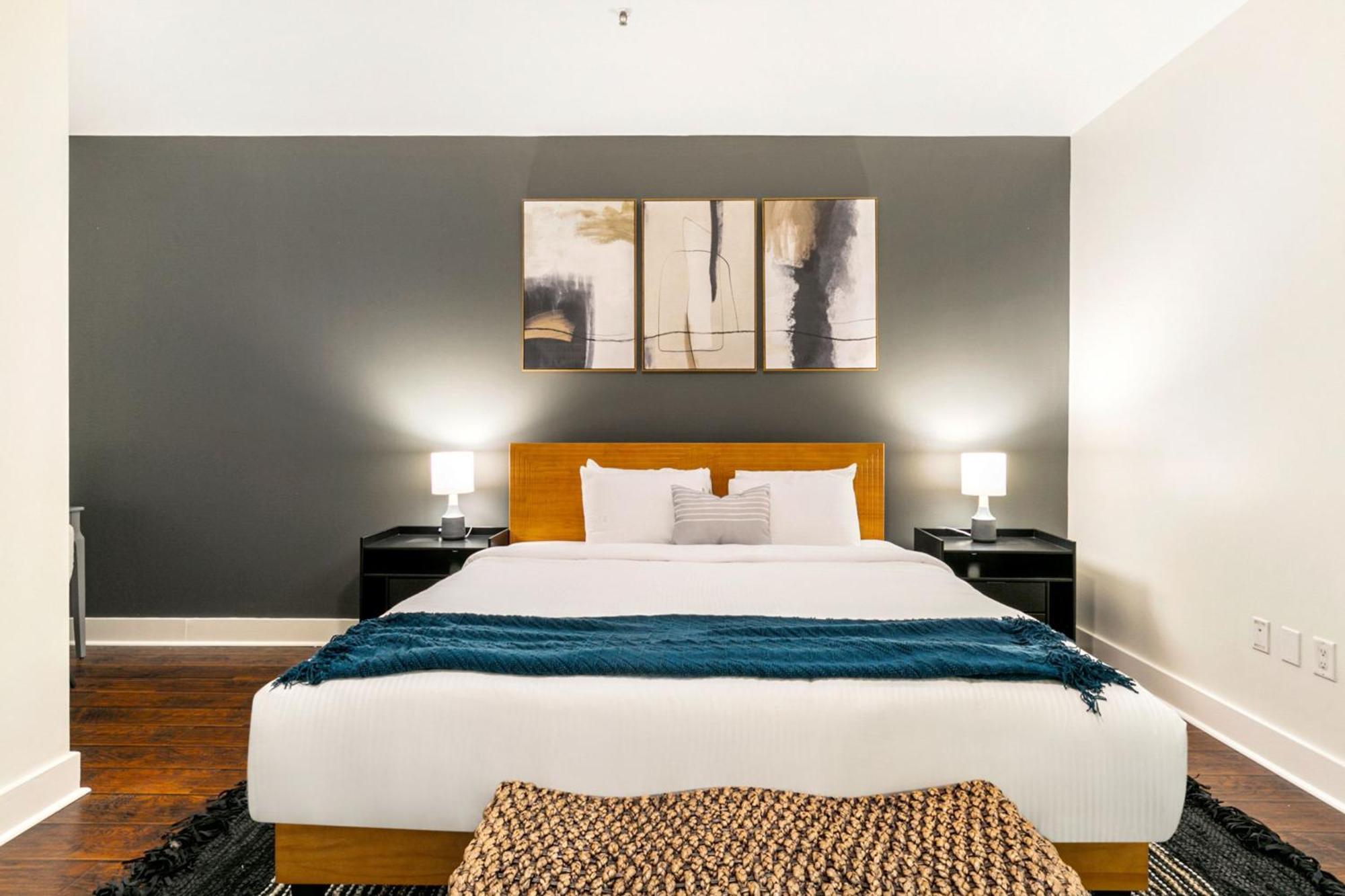 California Building 3*