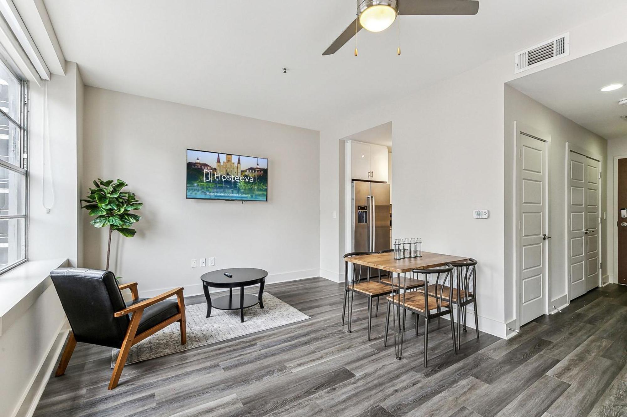 California Building Hotel