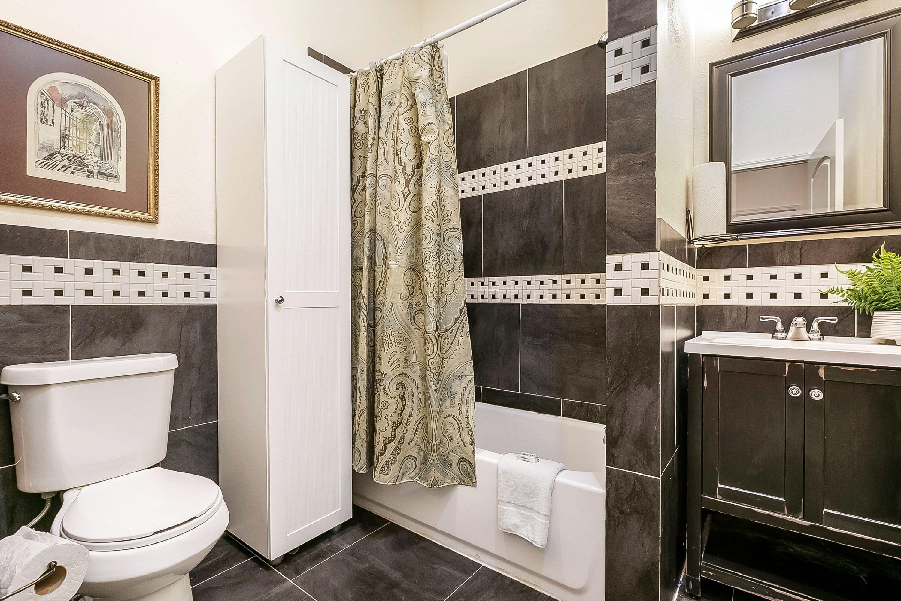 Modern, Spacious With Luxury Amenities