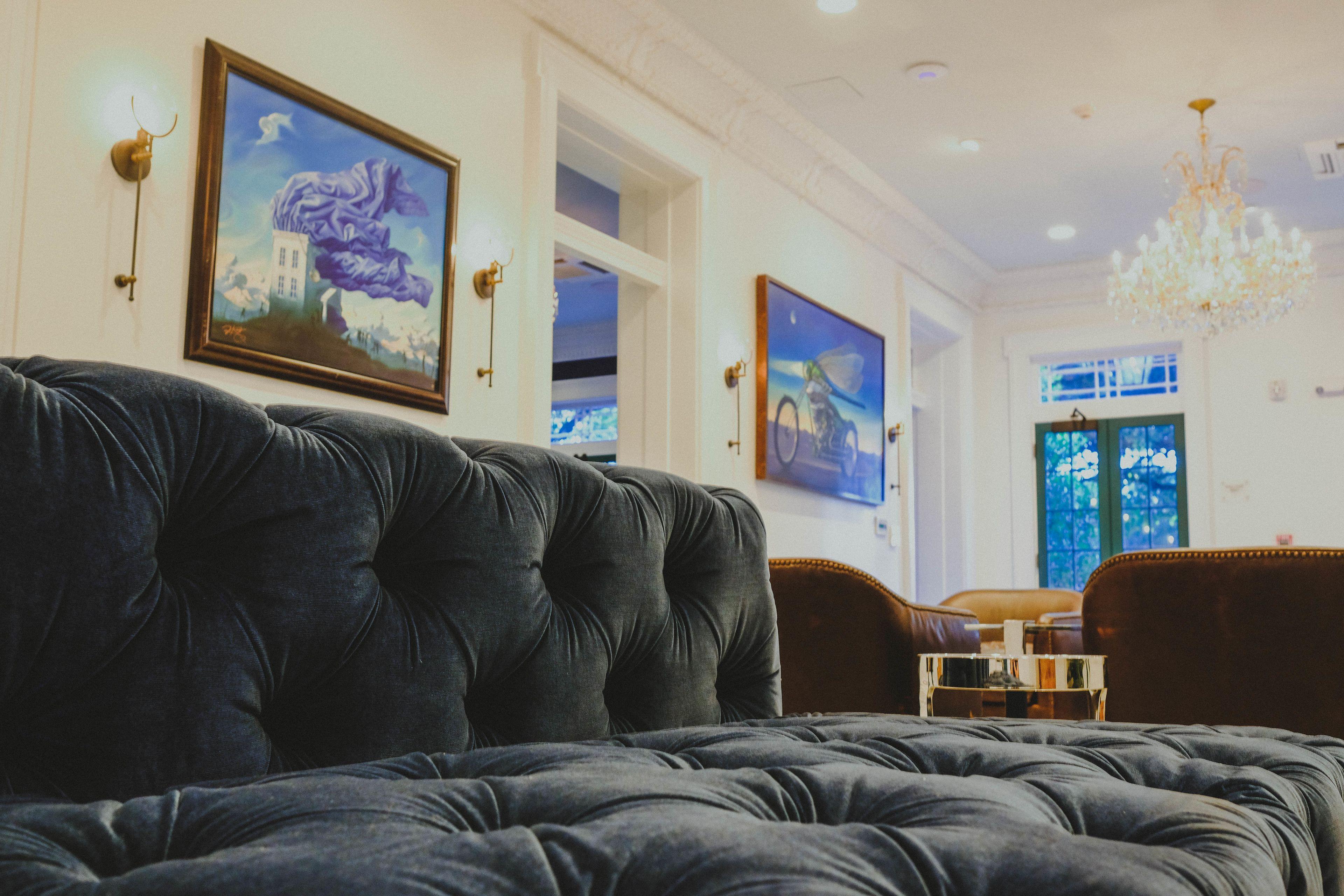 Royal Frenchmen And Bar 4*