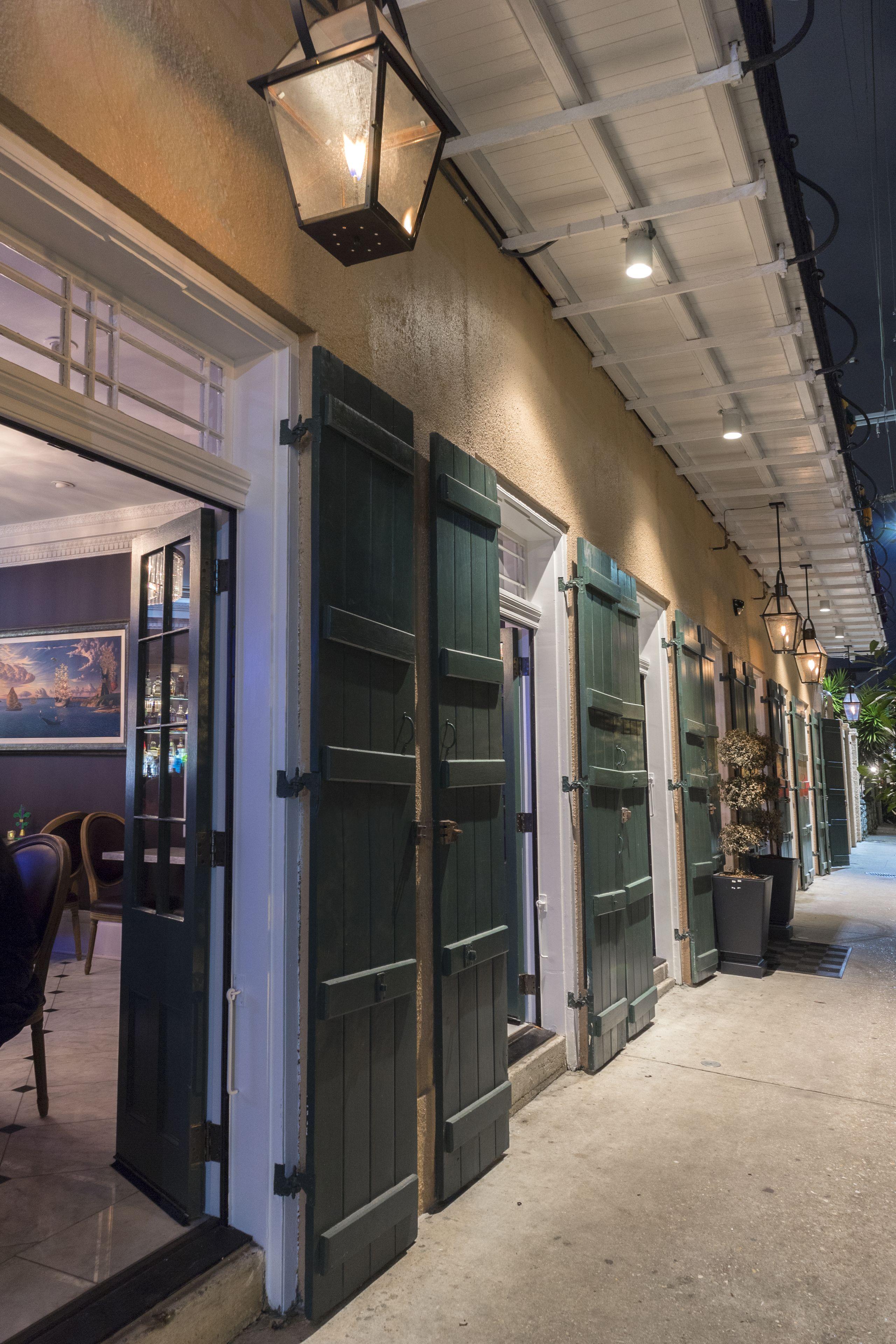 Royal Frenchmen And Bar Hotel 4*