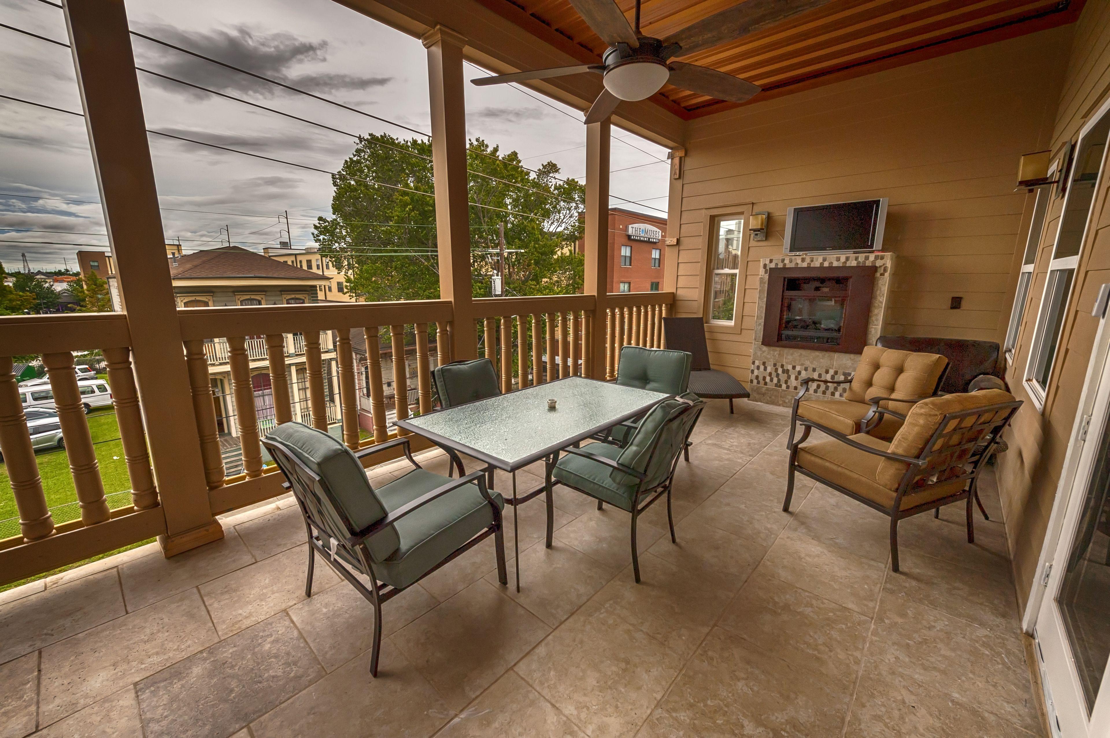 Urban With Spacious & Amenities * New Orleans