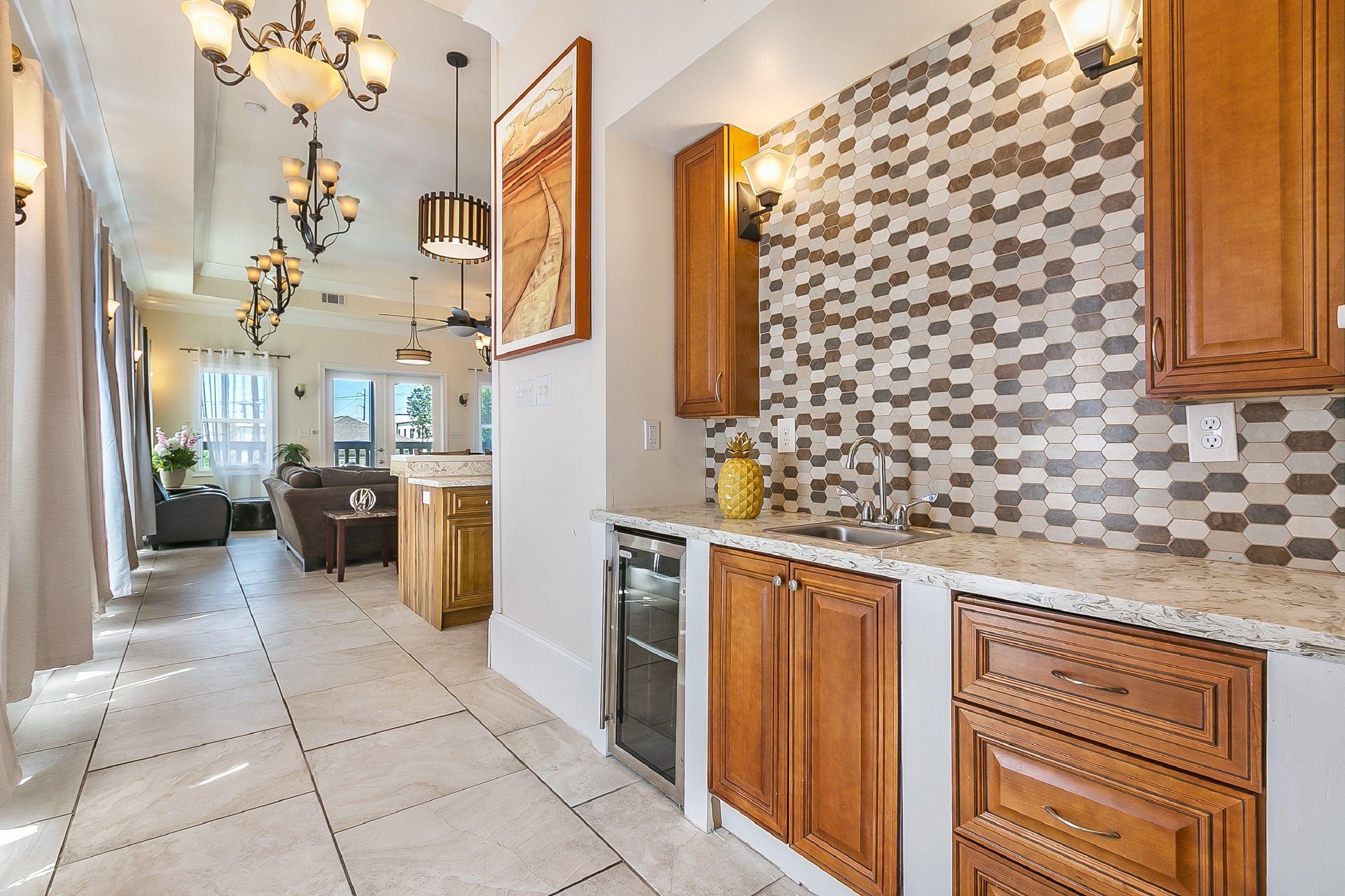 Urban With Spacious & Amenities Apartment *