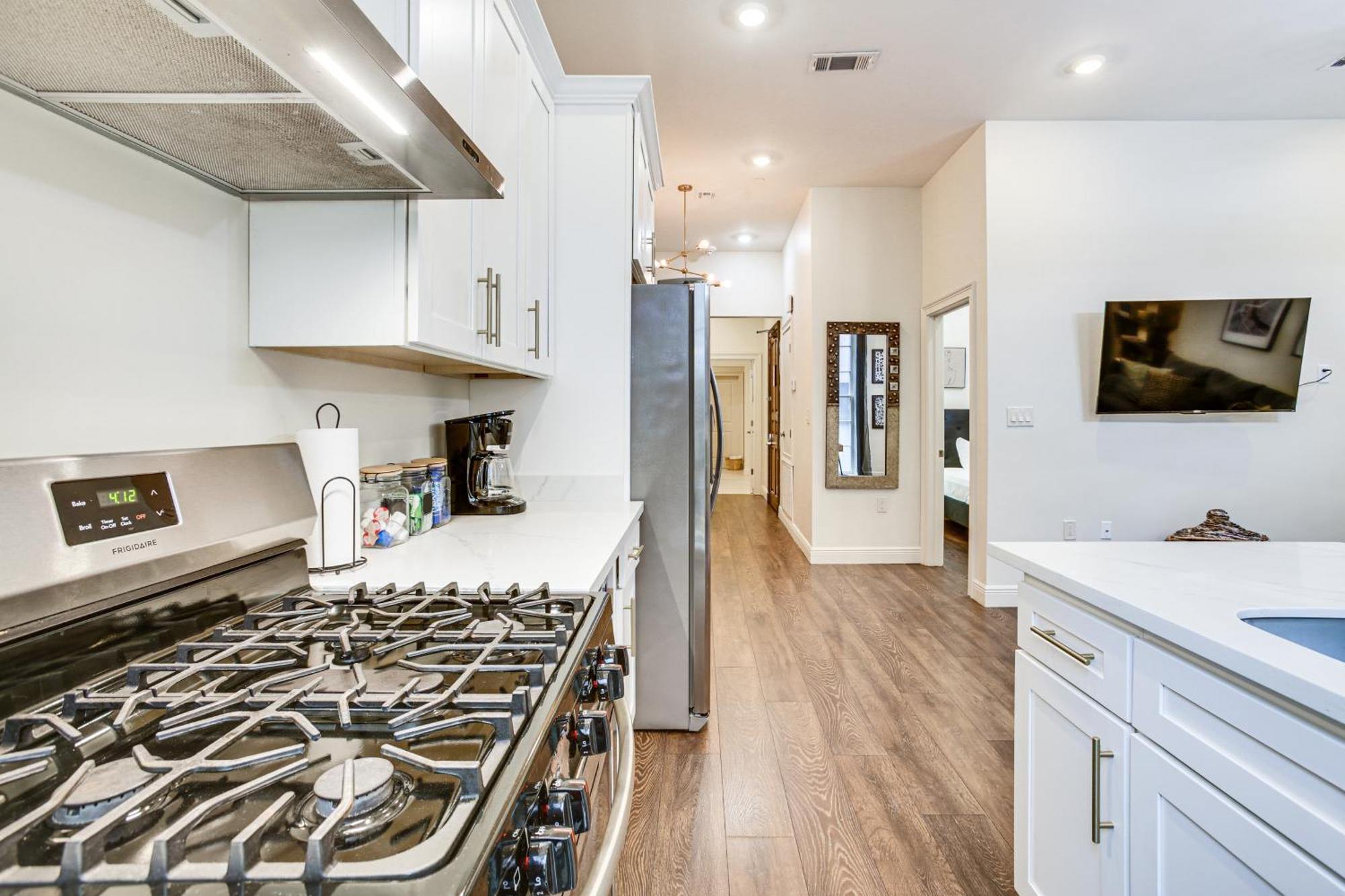 Apartment Walkable Nola Escape Near French Quarter! New Orleans