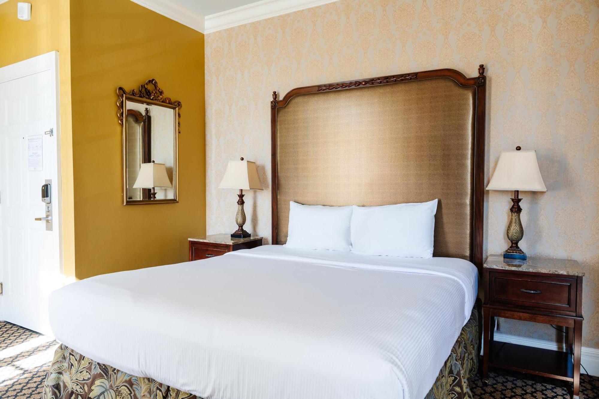 The Lafayette By Kasa Living Hotel