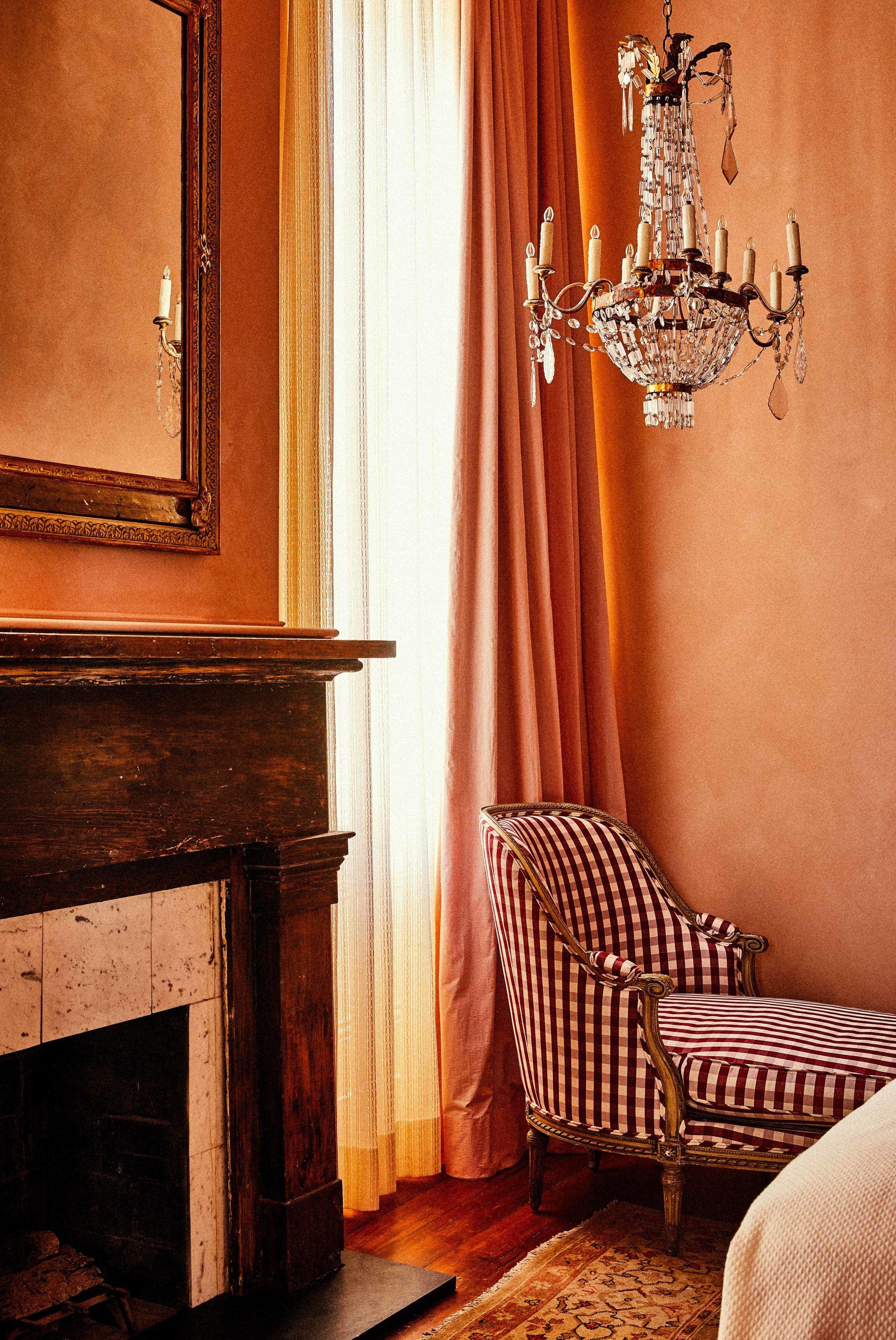 Peter And Paul, An Ash Hotel