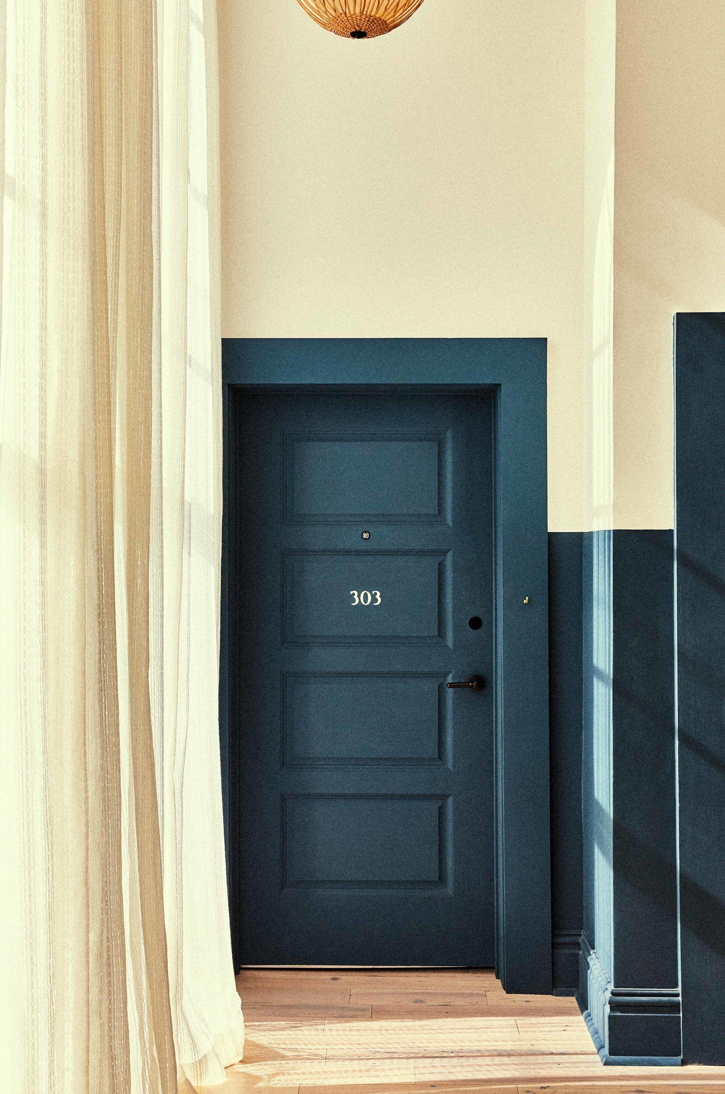 Peter And Paul, An Ash Hotel New Orleans