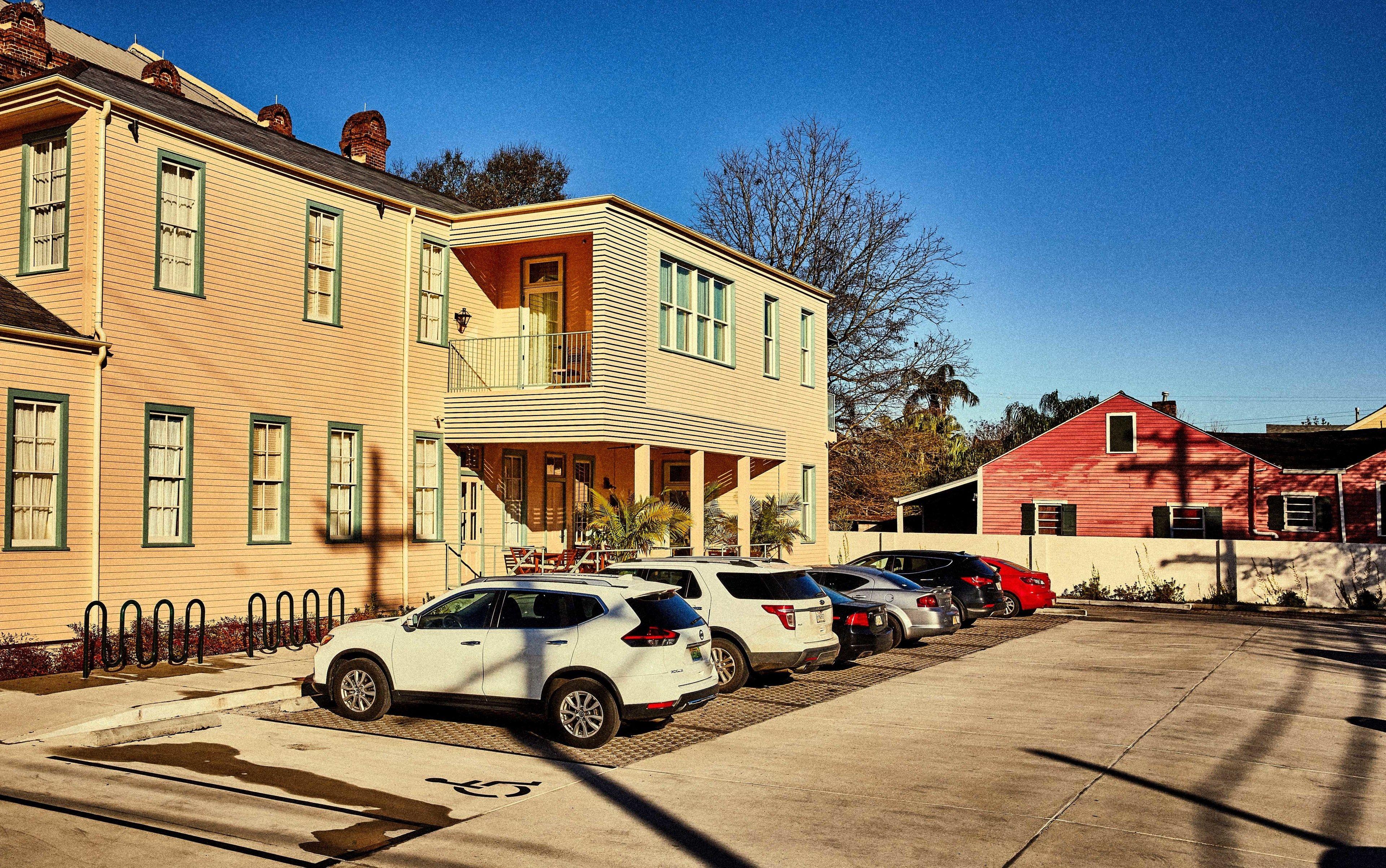 Peter And Paul, An Ash Hotel