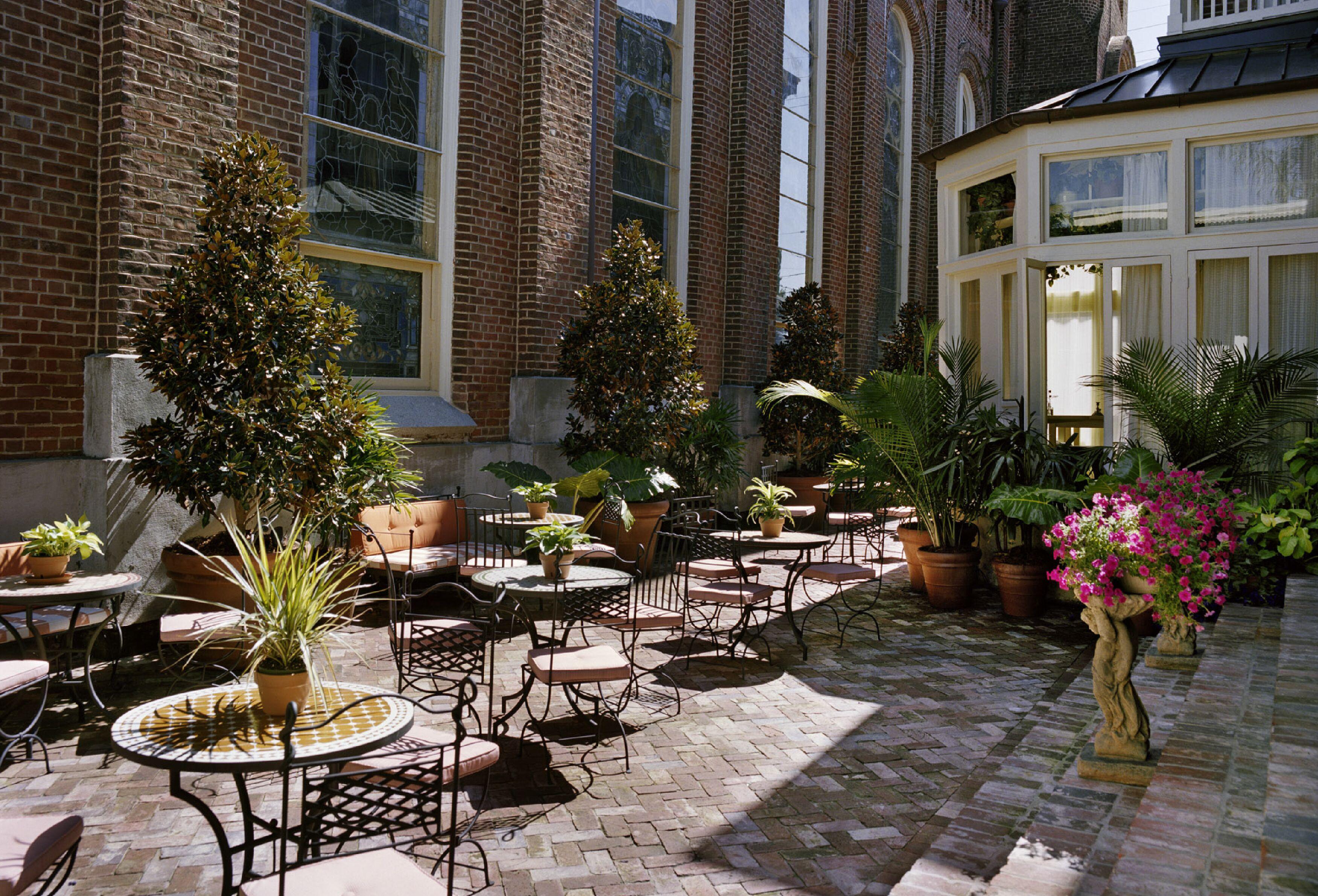 Peter And Paul, An Ash Hotel