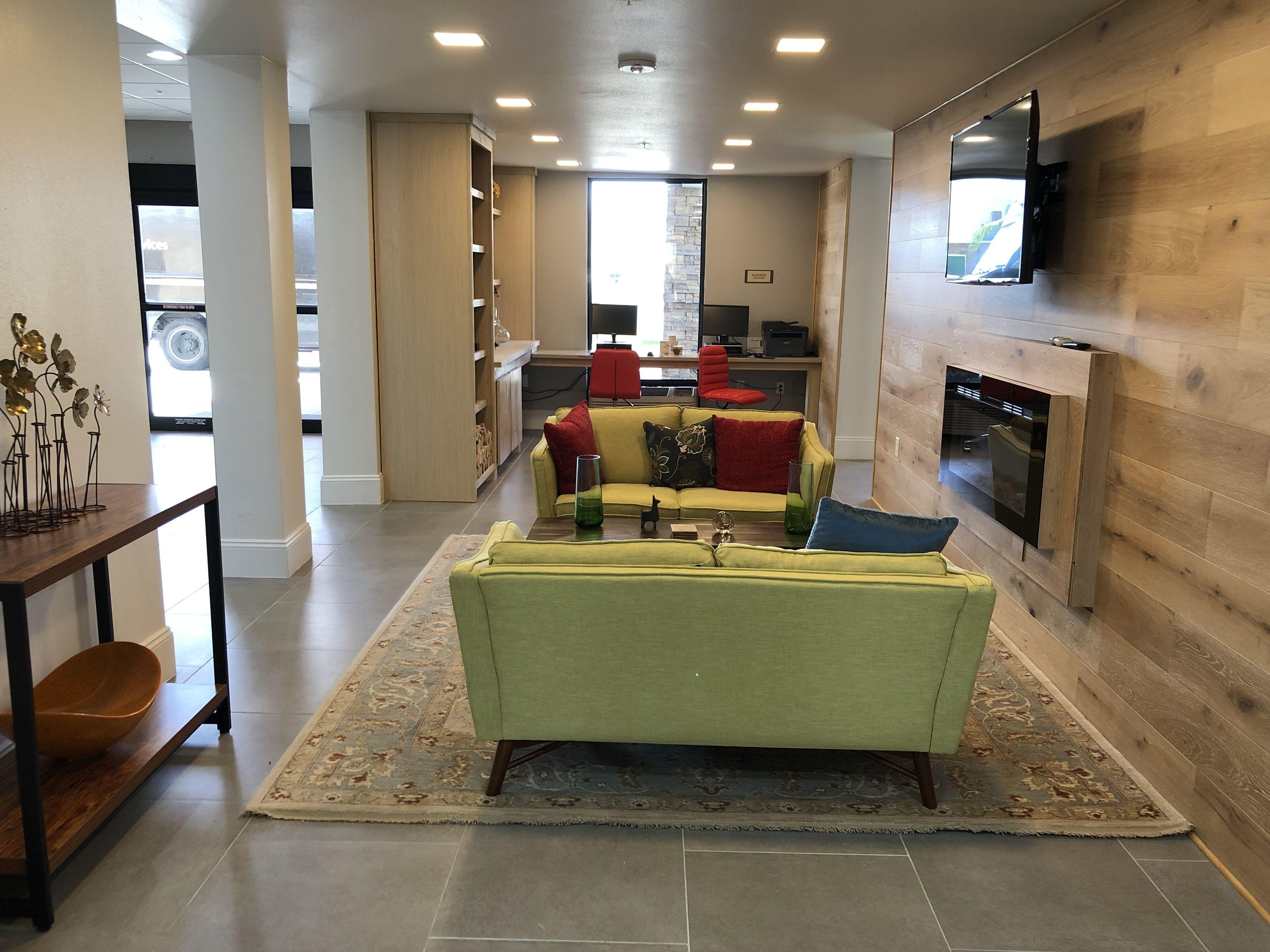 Hotel Country & By Radisson, I-10 East, La New Orleans