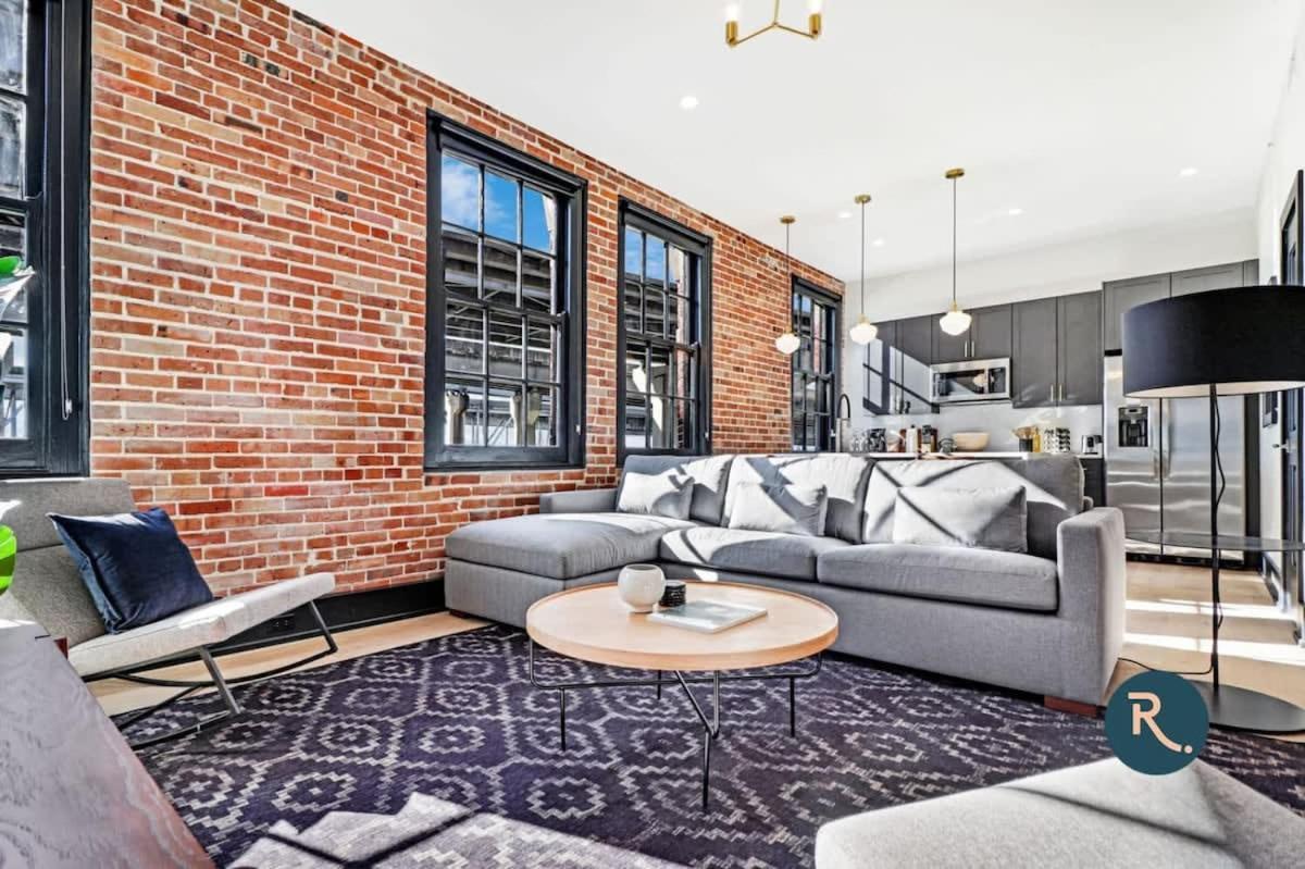 Roami At Brassline Apartment