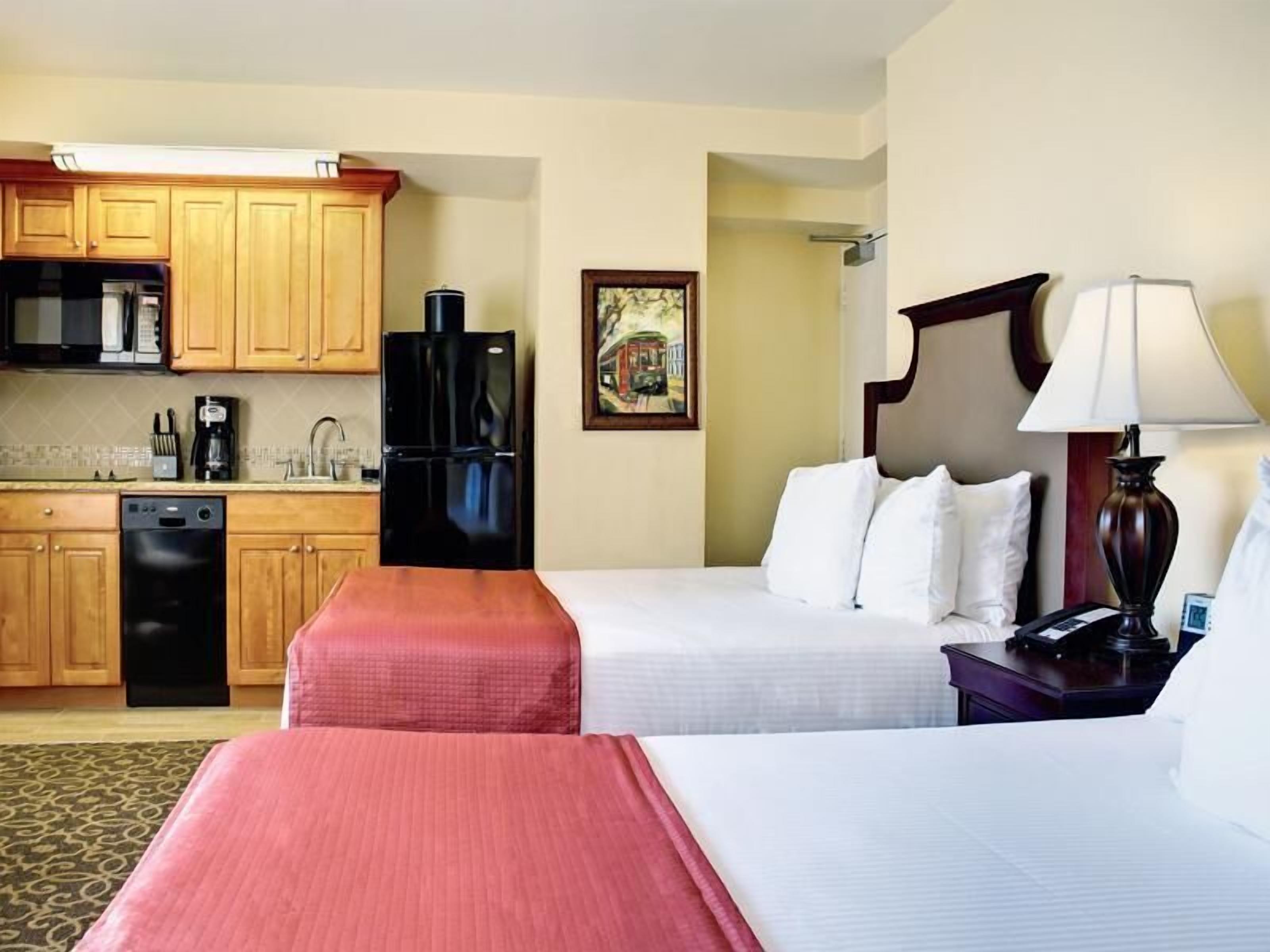 Club Wyndham Avenue Plaza Resort 3*