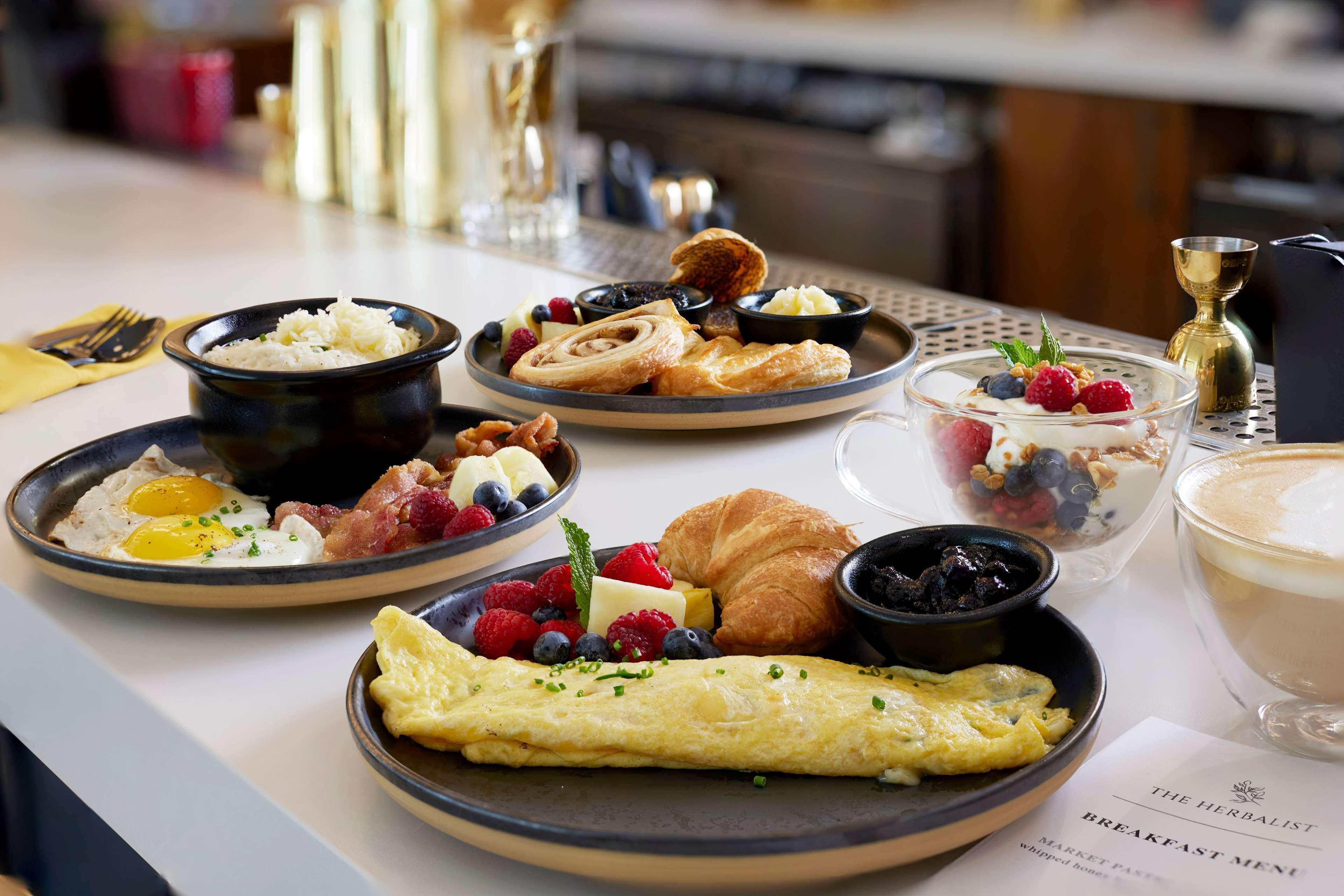 Hotel Canopy By Hilton Downtown