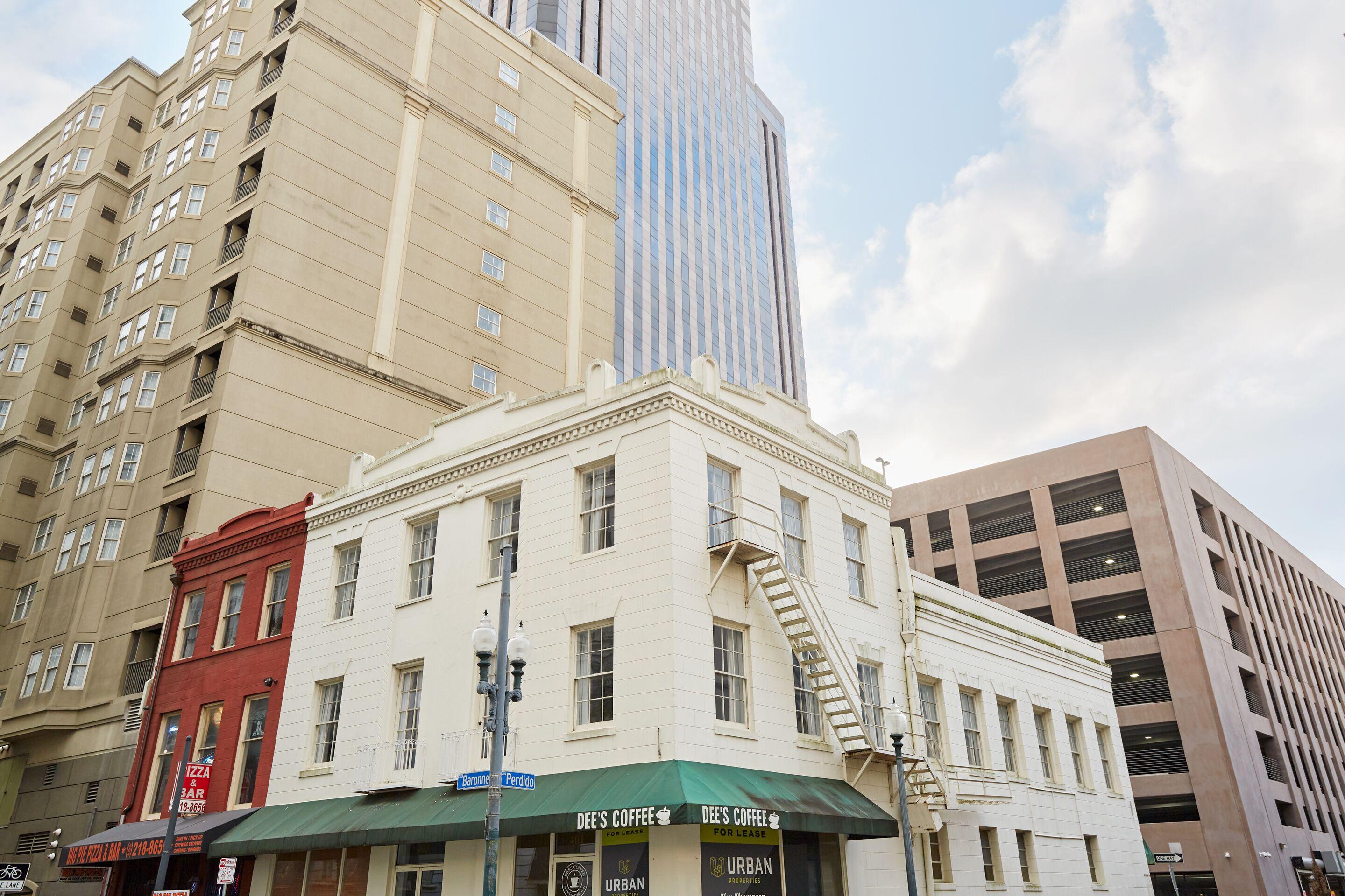 Sonder Baronne Manor New Orleans