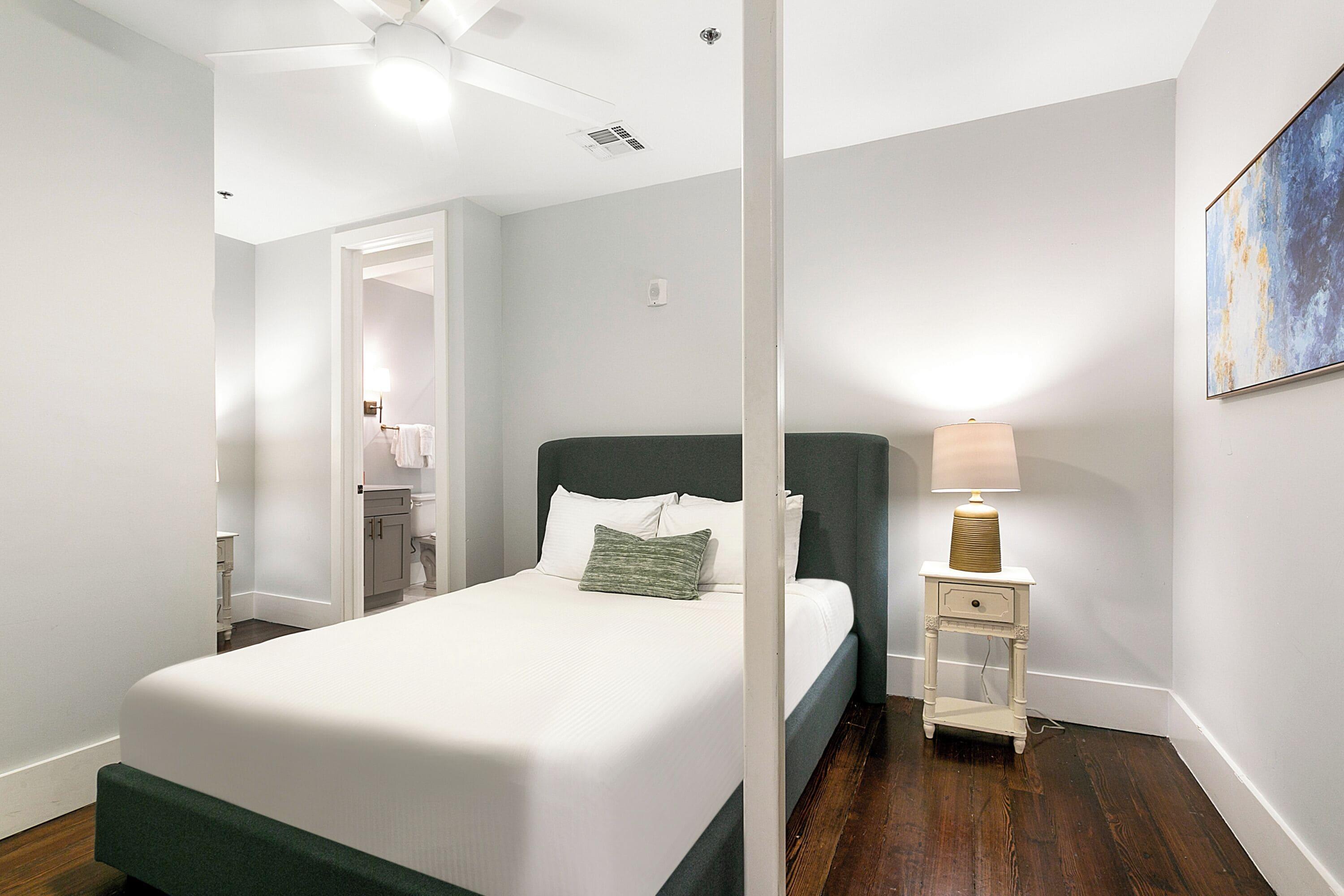 Hotel The Irish House *