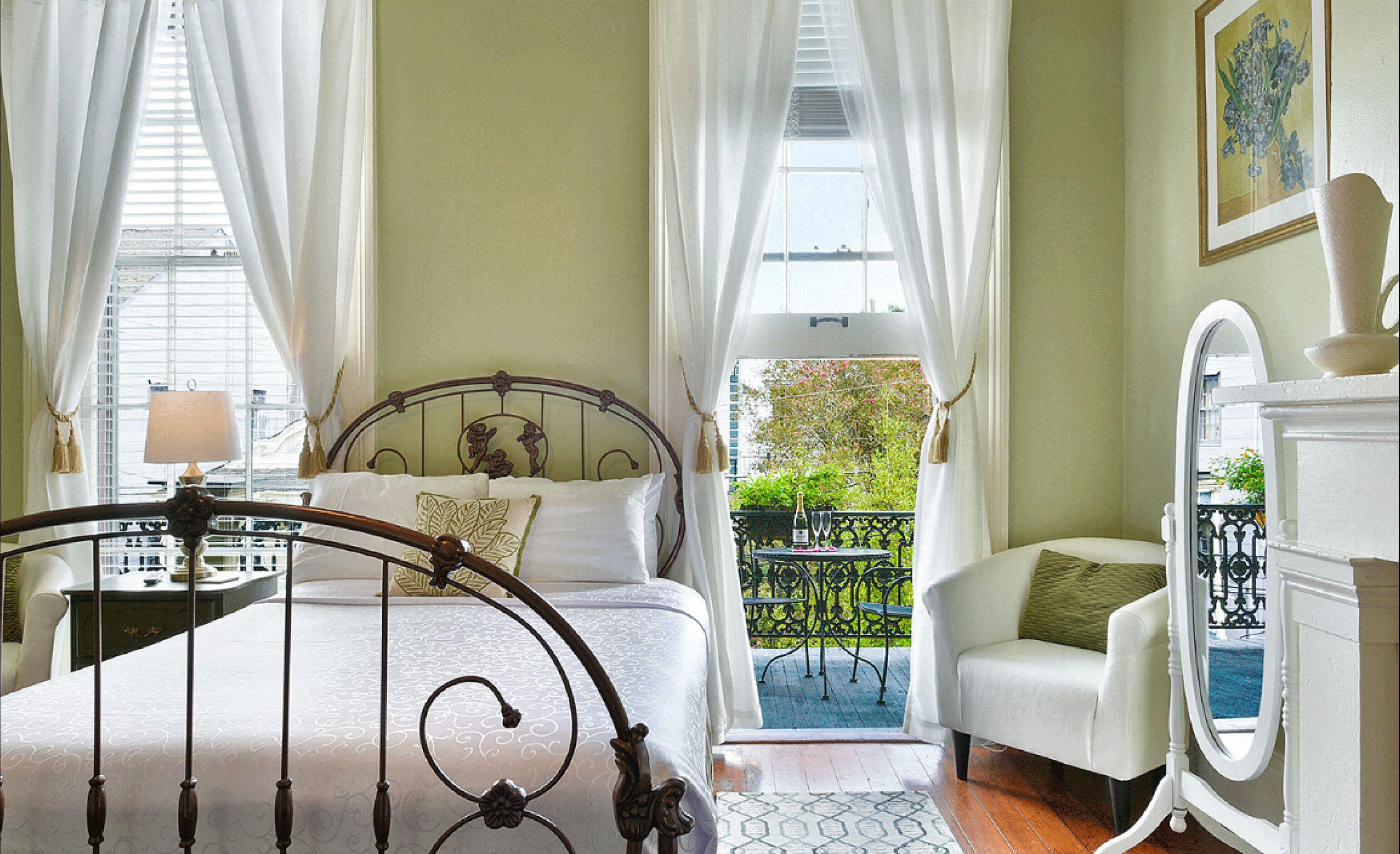 The Mansion On Royal 3*