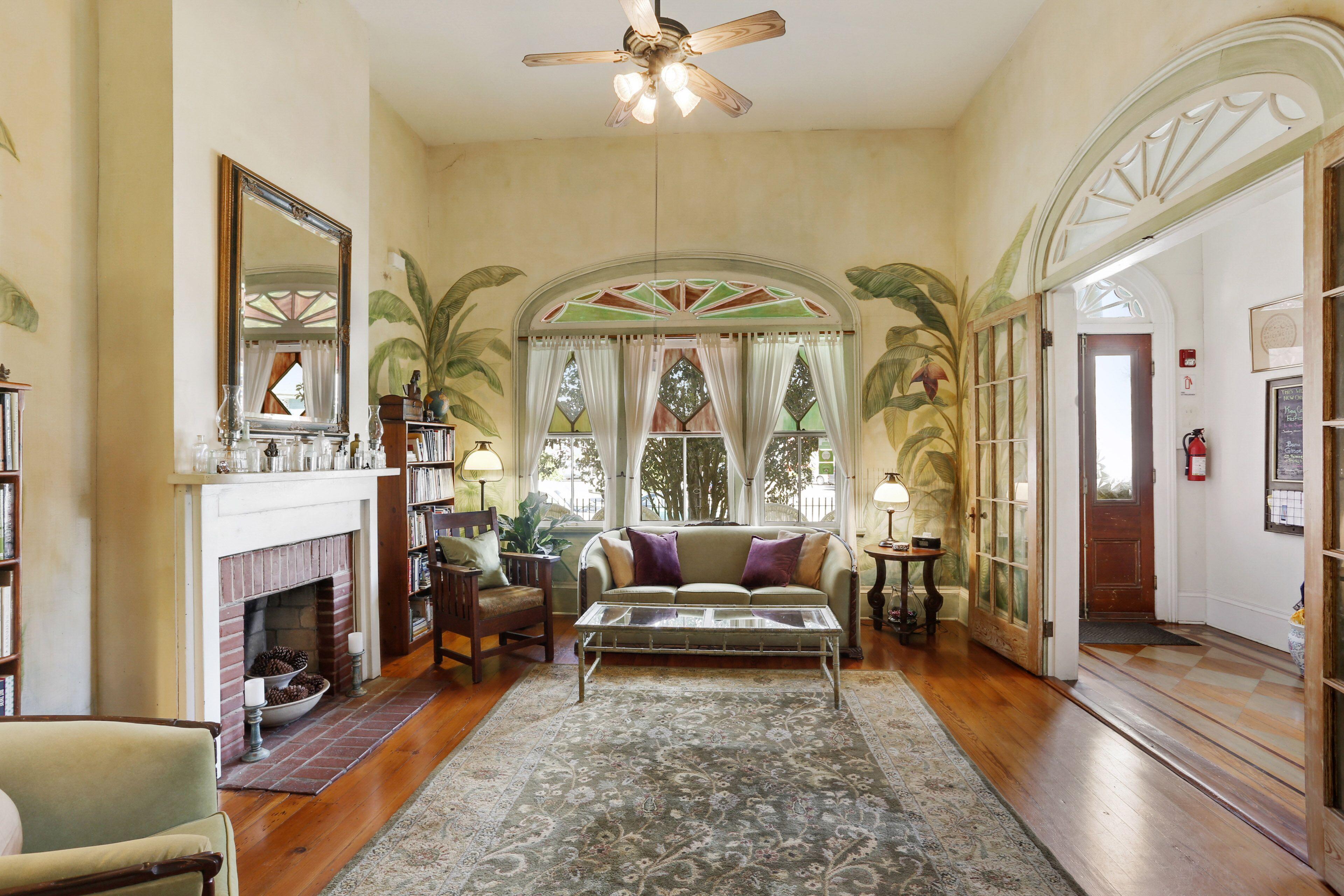 Auld Sweet Olive Bed & Breakfast 4*