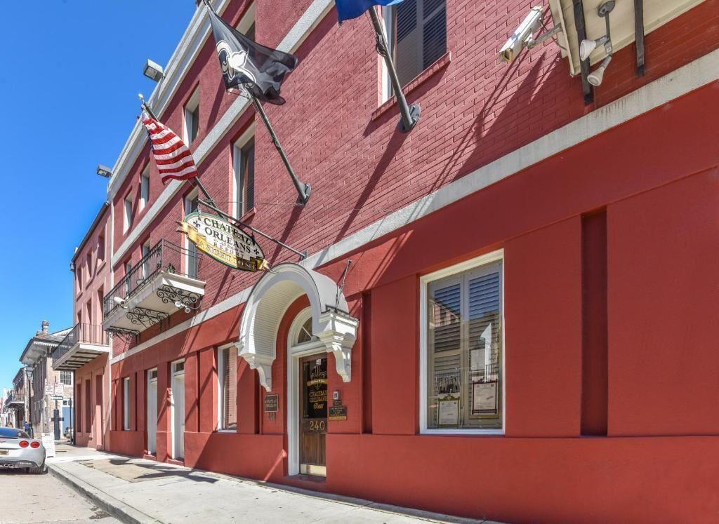 Chateau Orleans Aparthotel