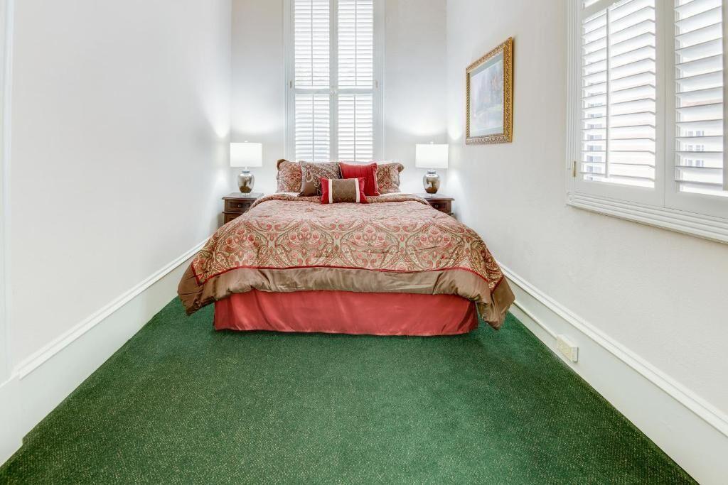 Aparthotel Chateau Orleans 3*