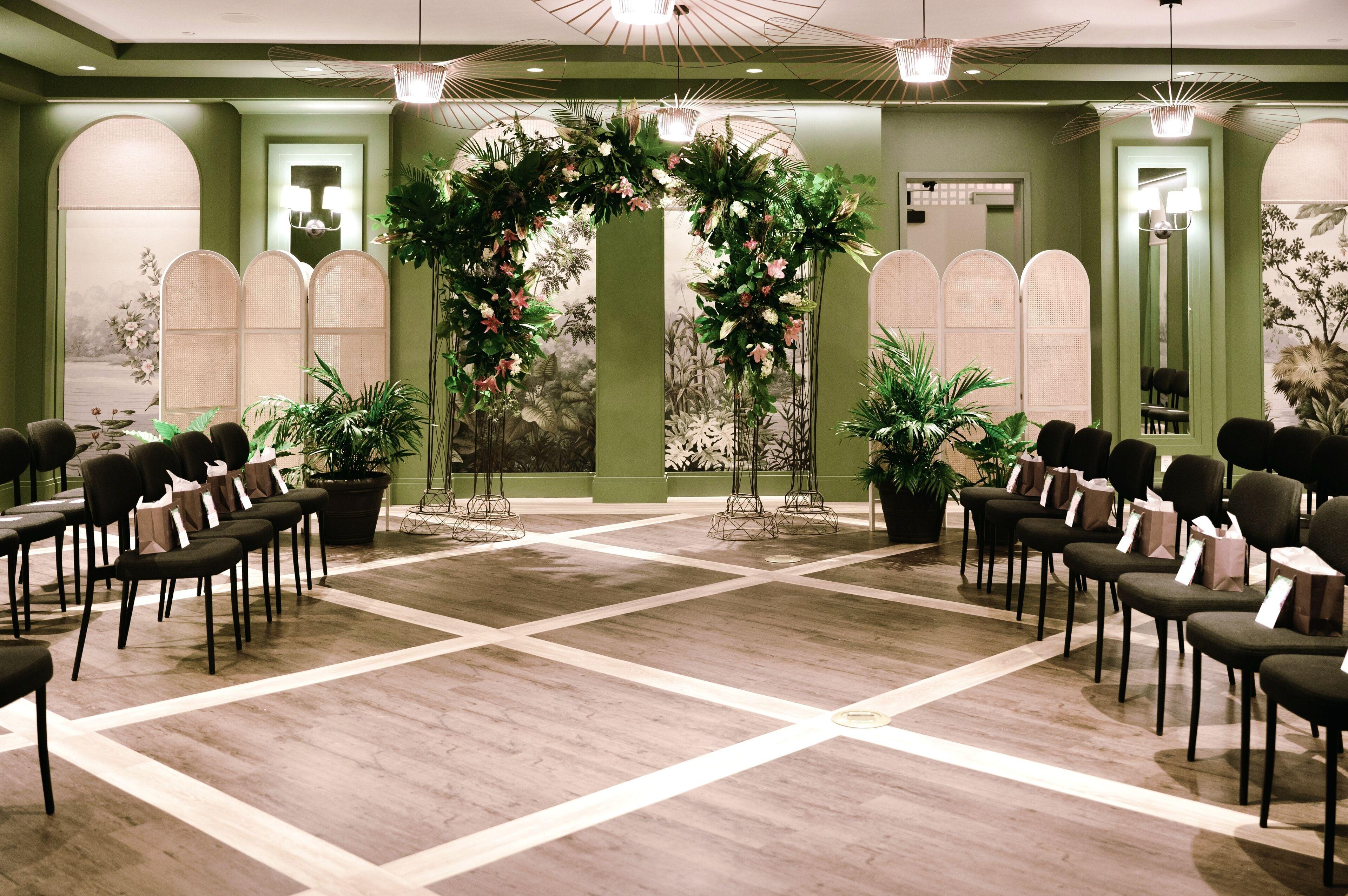 Virgin Hotel New Orleans