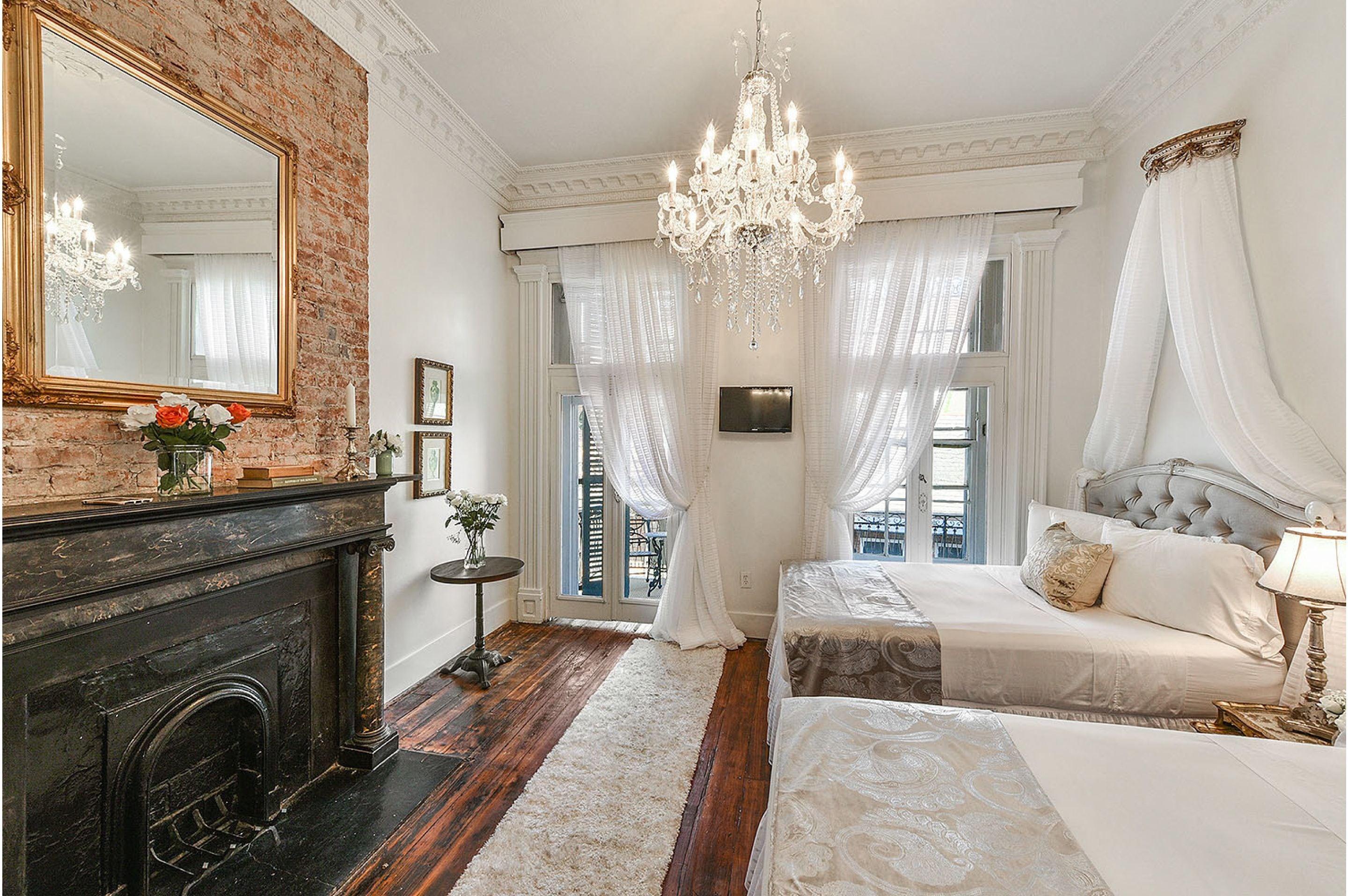 French Quarter Mansion 4*