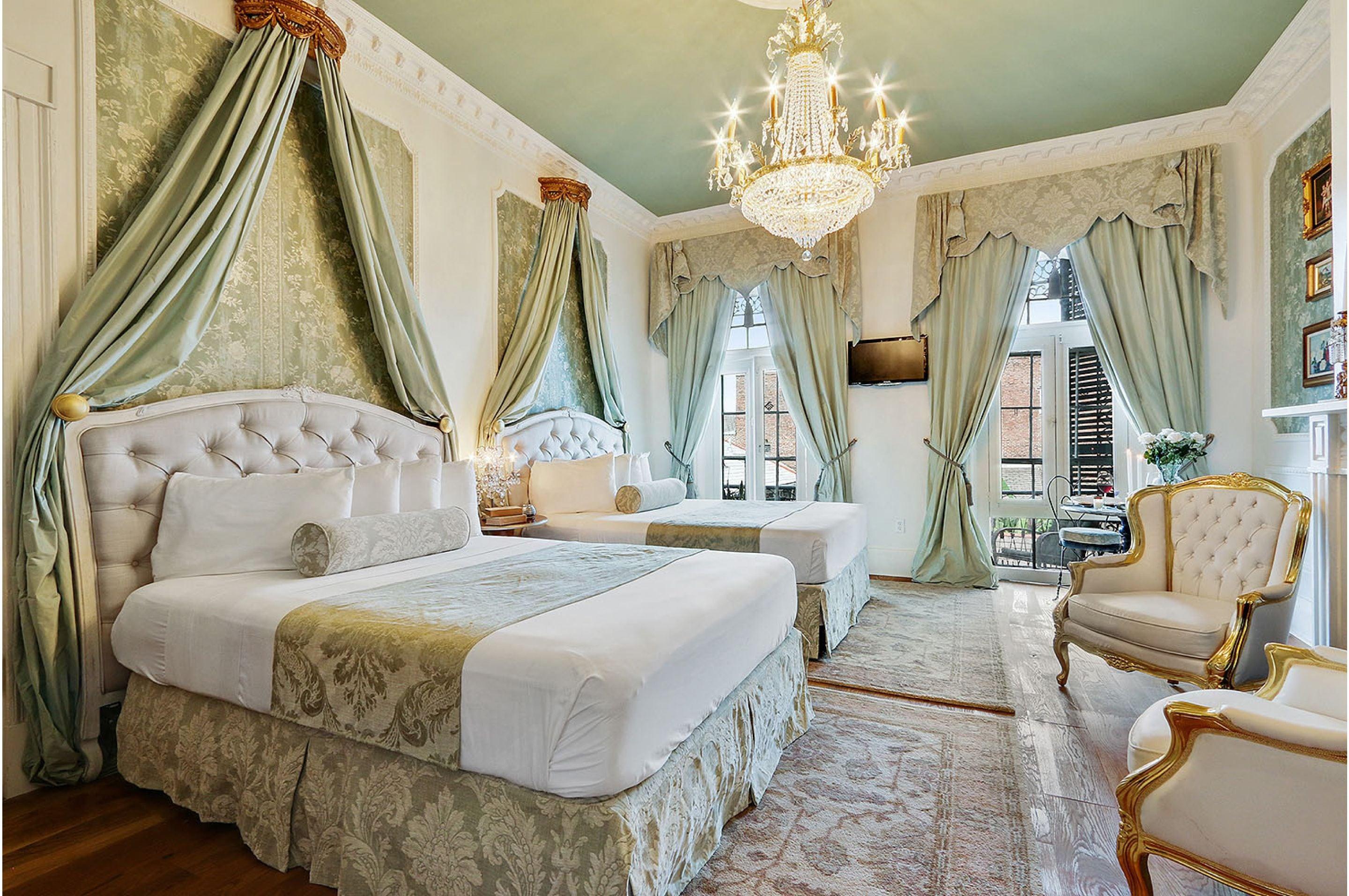 French Quarter Mansion New Orleans