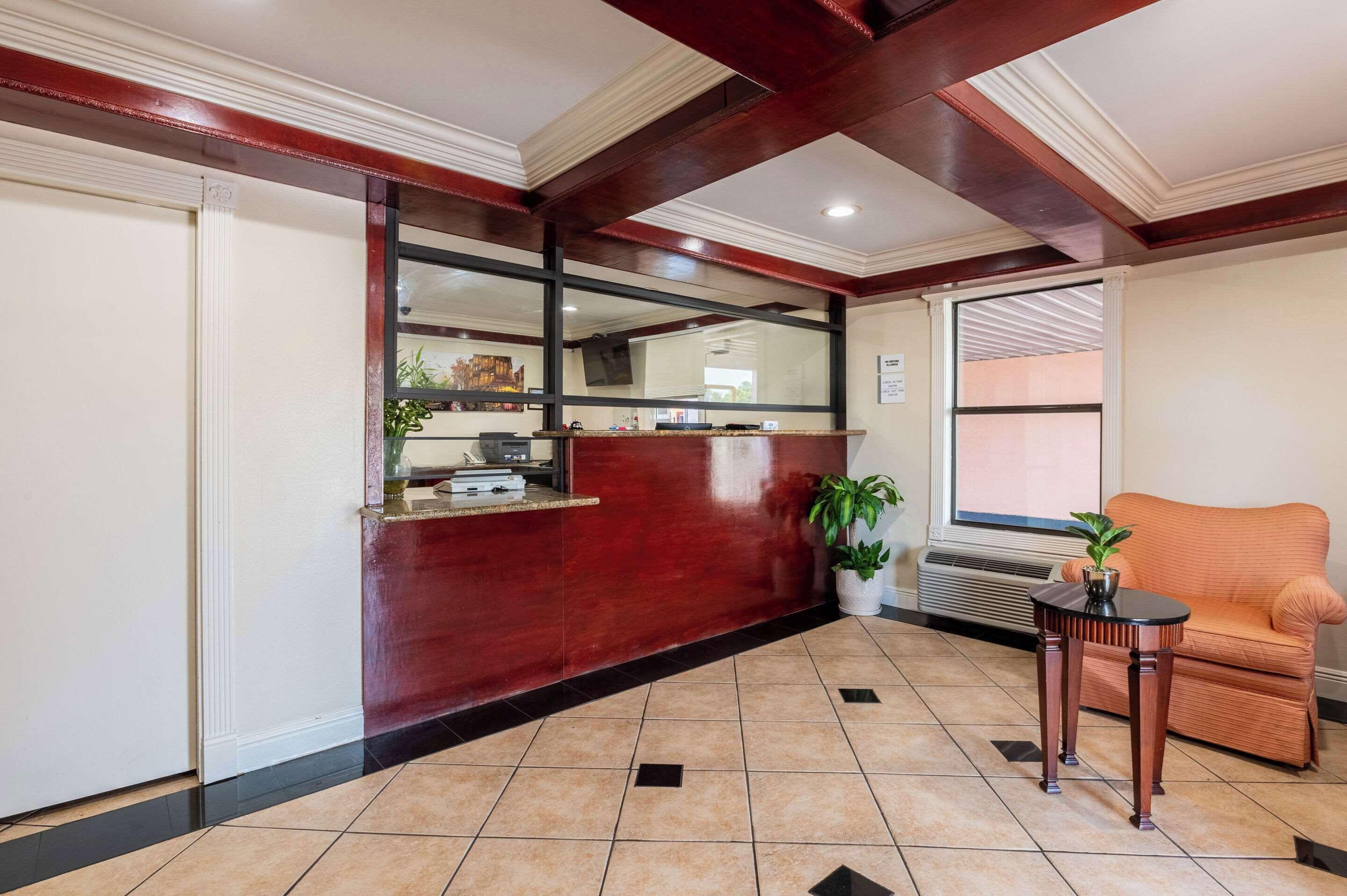 Hotel Relax Inn & Suites New Orleans