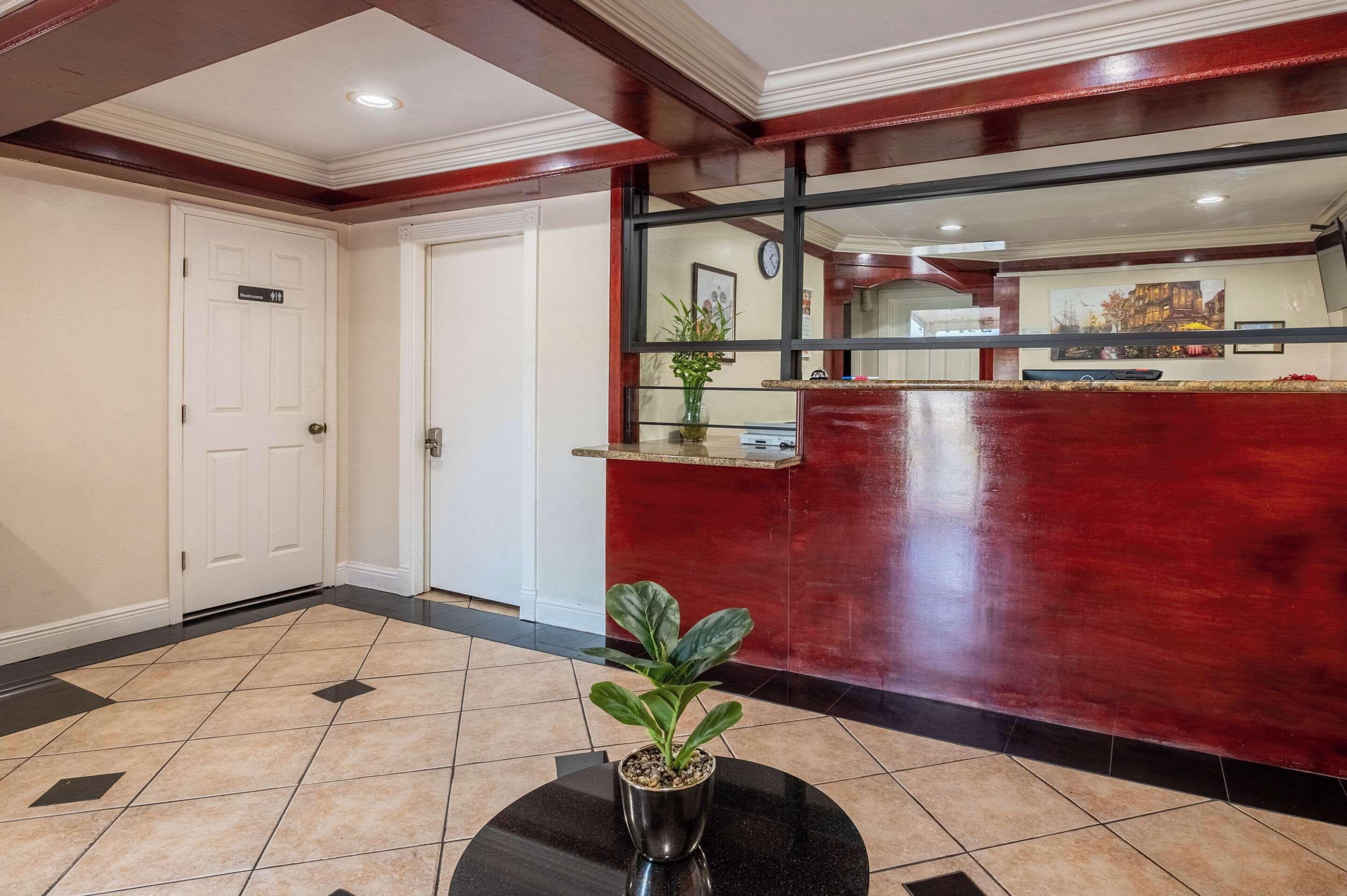 Hotel Relax Inn & Suites New Orleans