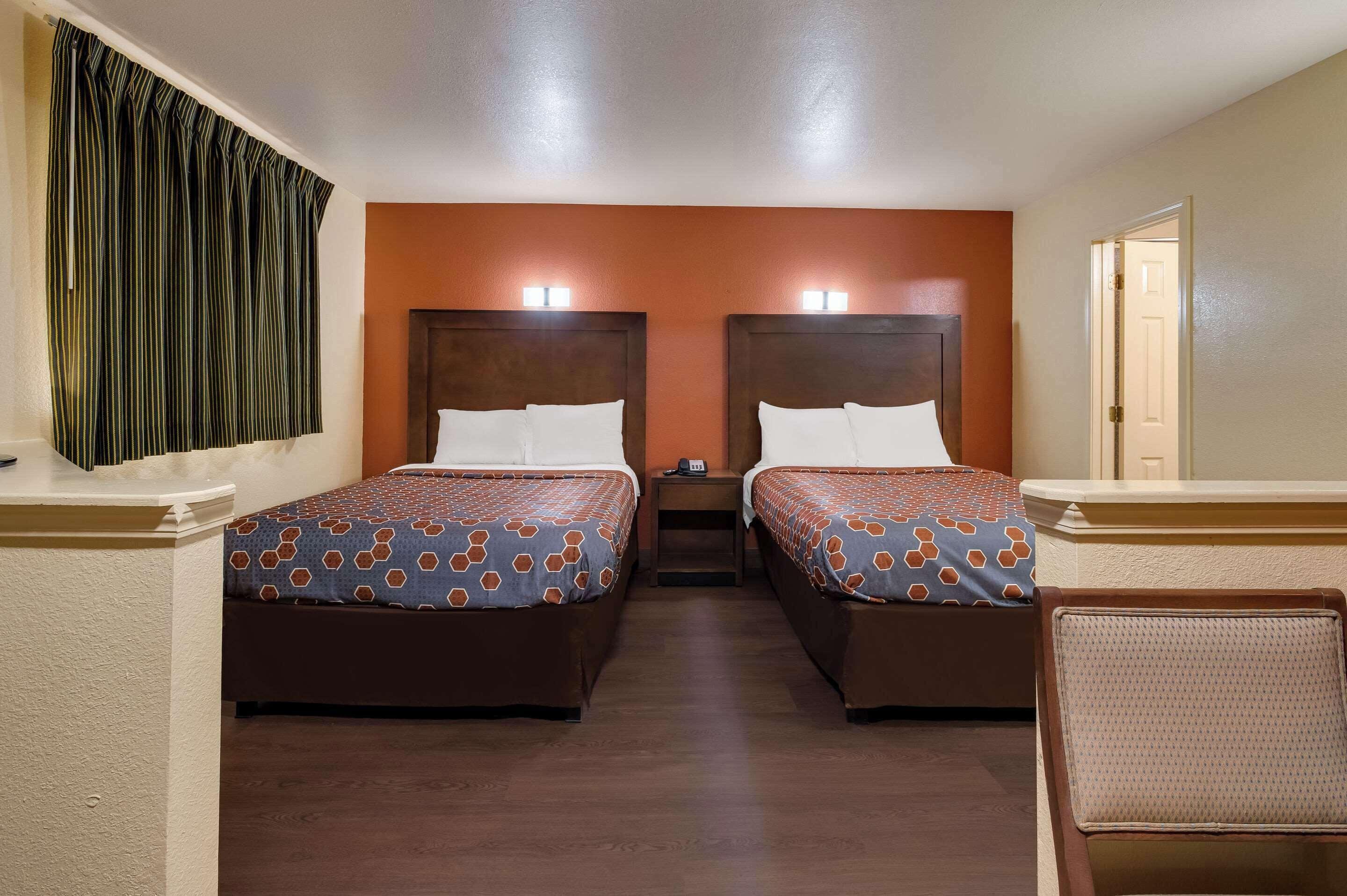 Relax Inn & Suites Hotel New Orleans