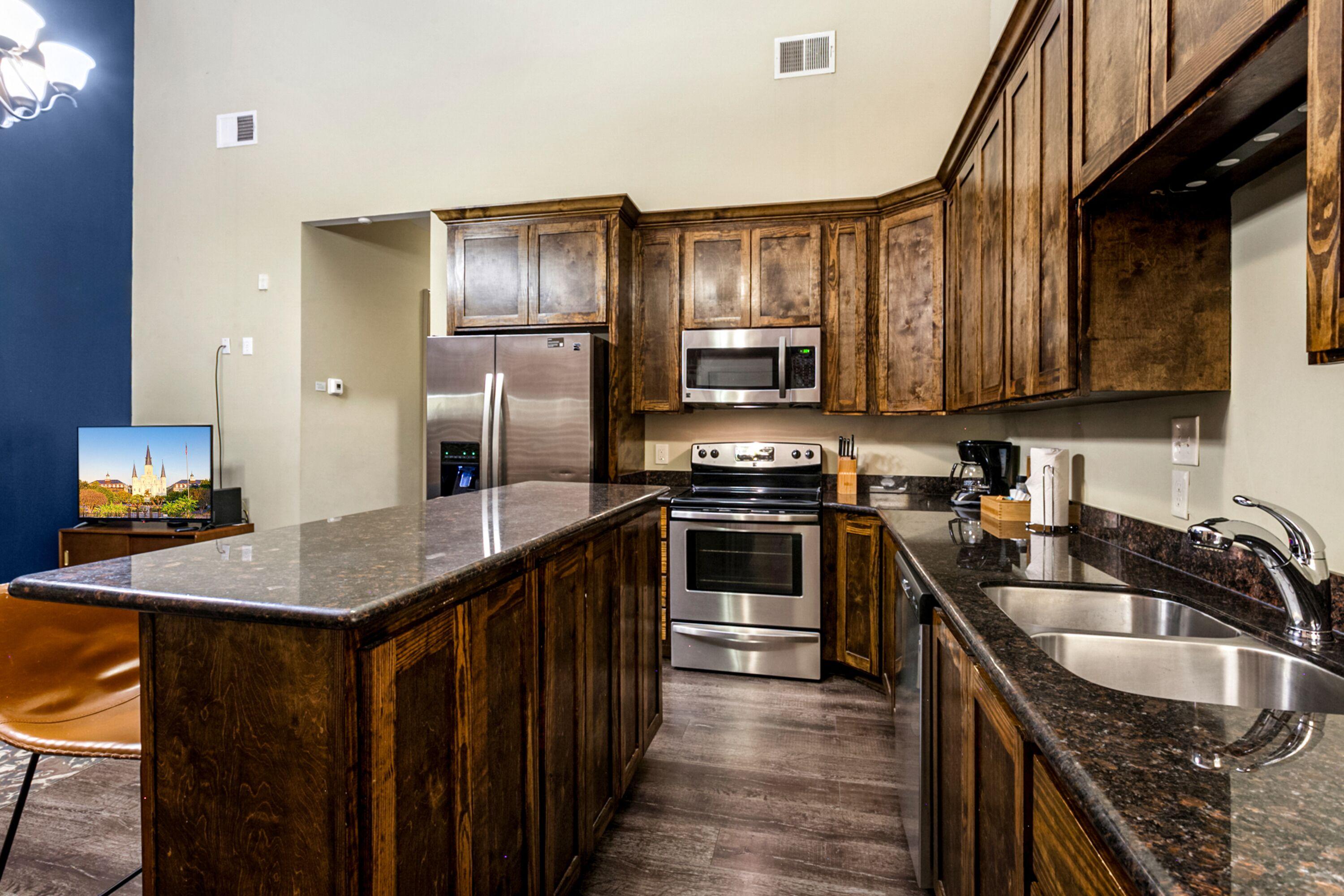 Chuck's Place Aparthotel