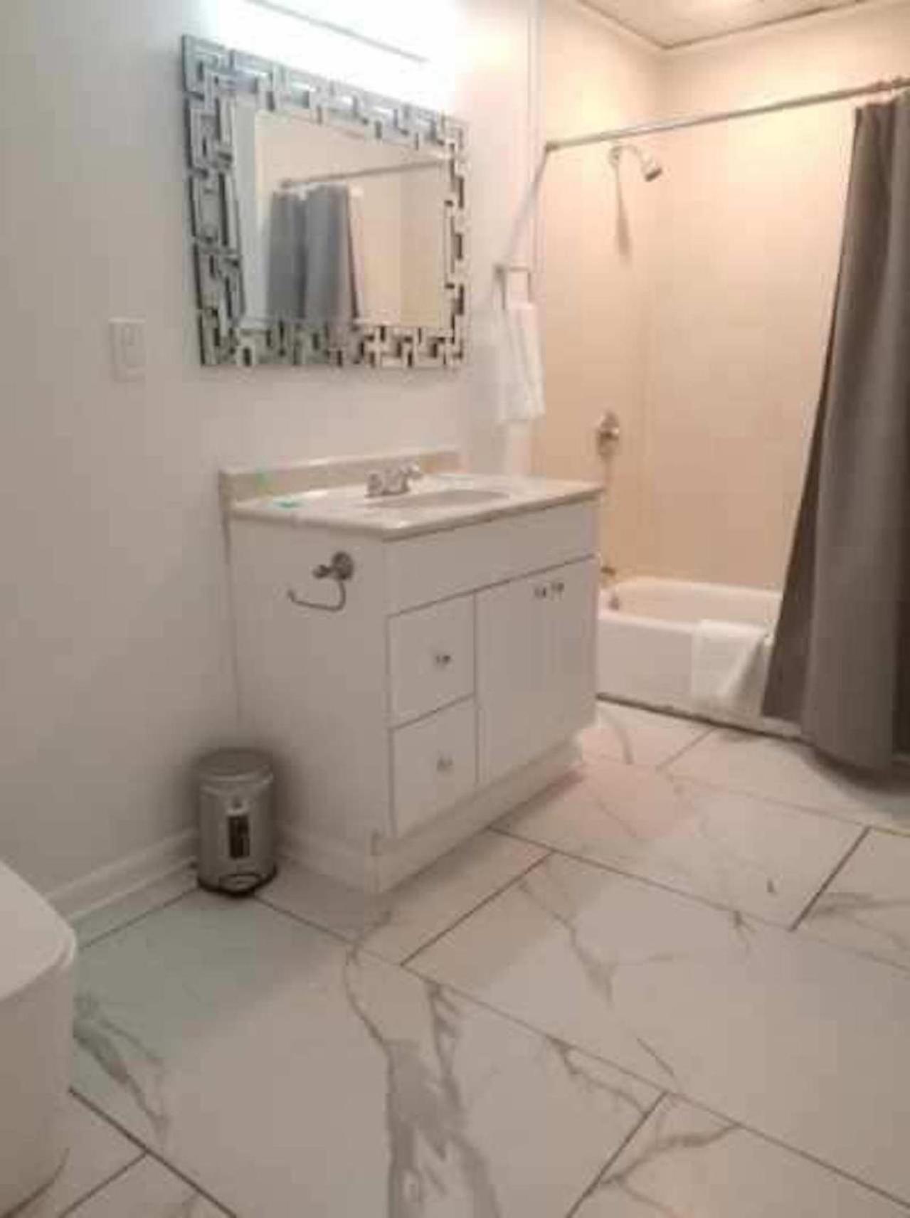 7br- Sleeps 15! Celebrity Villa! Great Rates!! 4*