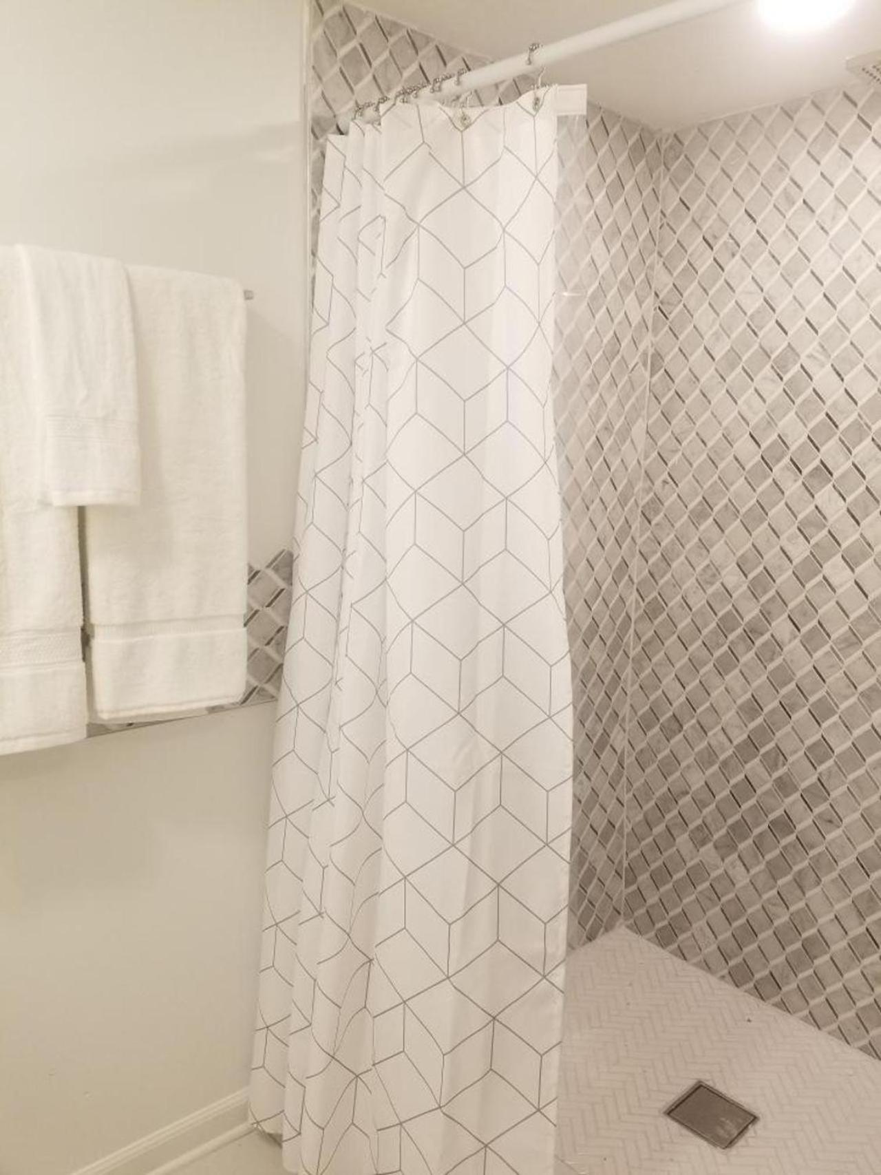 7br- Sleeps 15! Celebrity Villa! Great Rates!! New Orleans