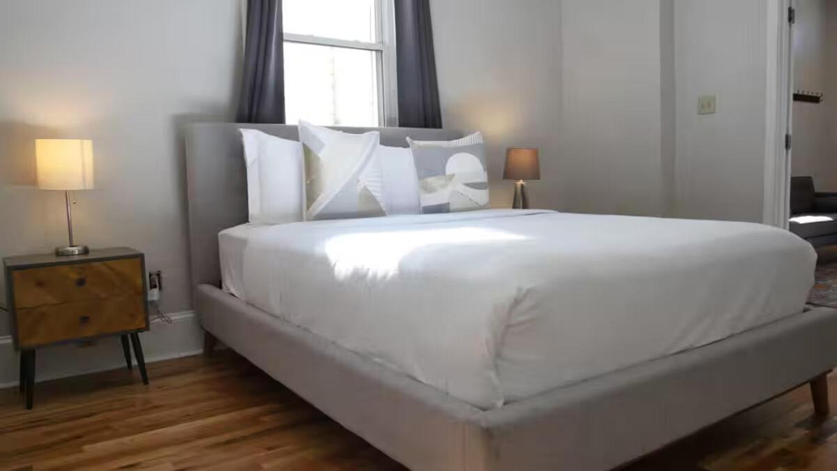 Mid-city Shotgun Retreat Easy Access Jazz Fest Holiday home *