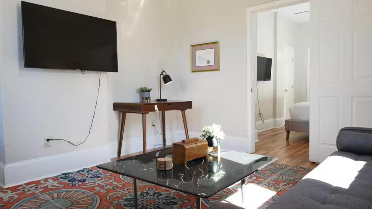 Mid-city Shotgun Retreat Easy Access Jazz Fest Holiday home