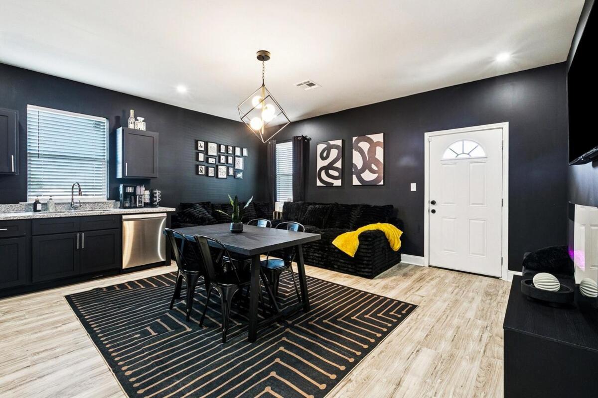 Luxury 5br Designer And Stylish Nola Getaway Apartment *