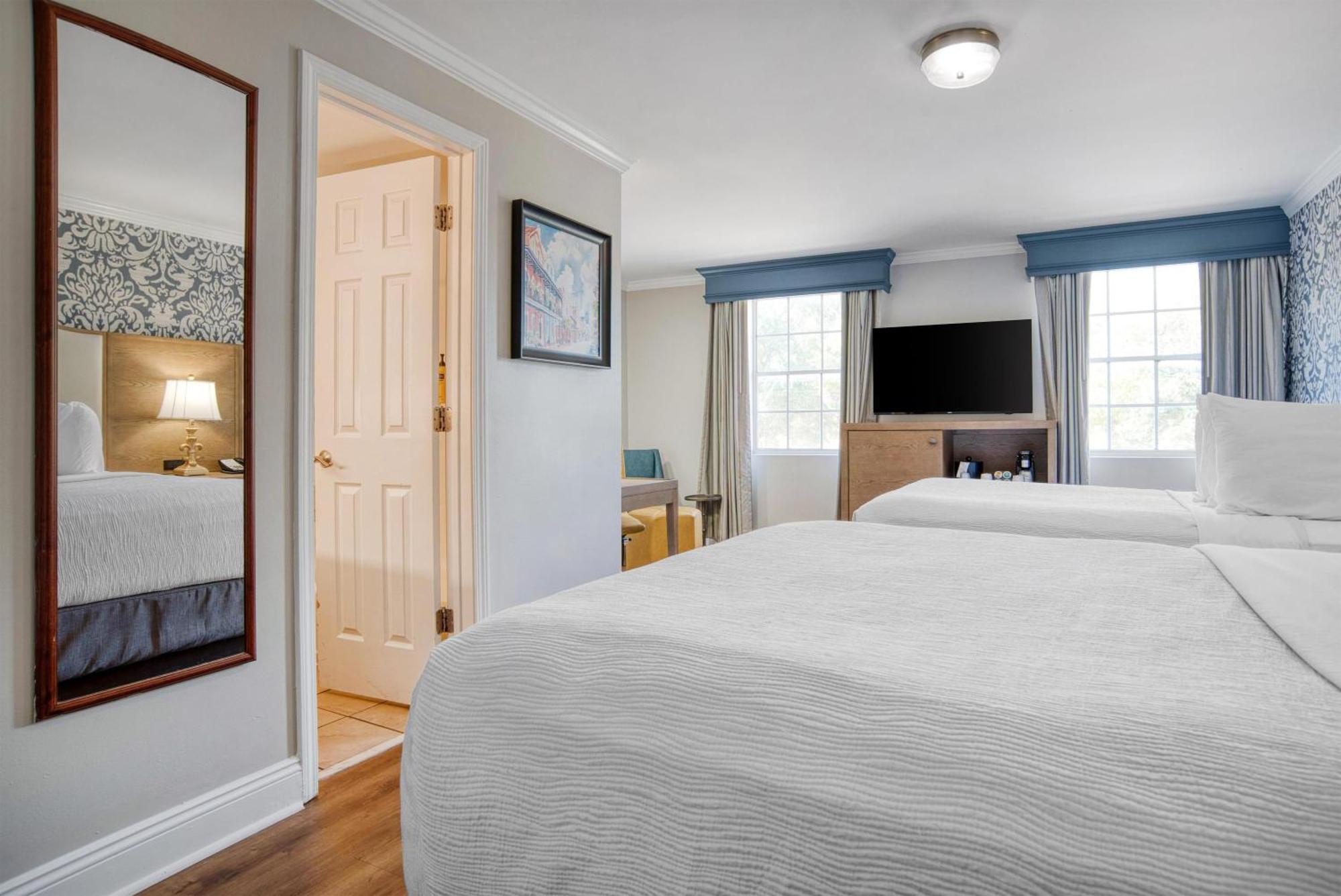 Western French Quarter Courtyard Hotel