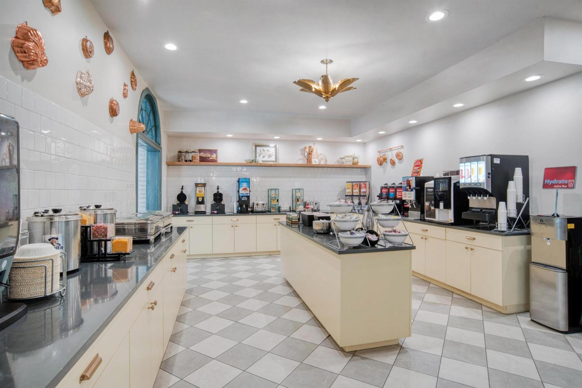 Hotel Western French Quarter Courtyard 4*