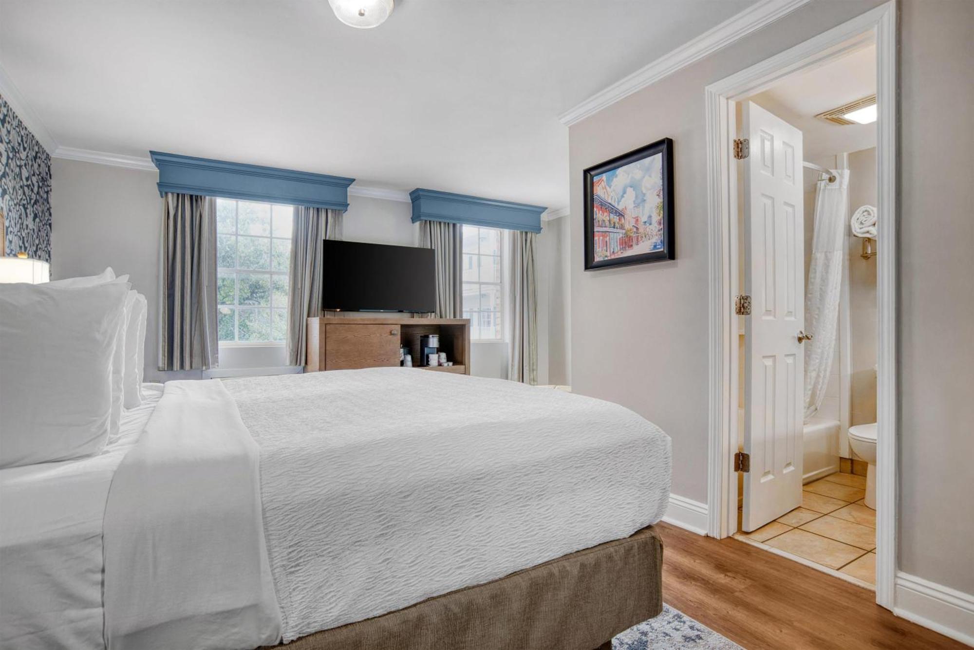 Western French Quarter Courtyard Hotel 4*