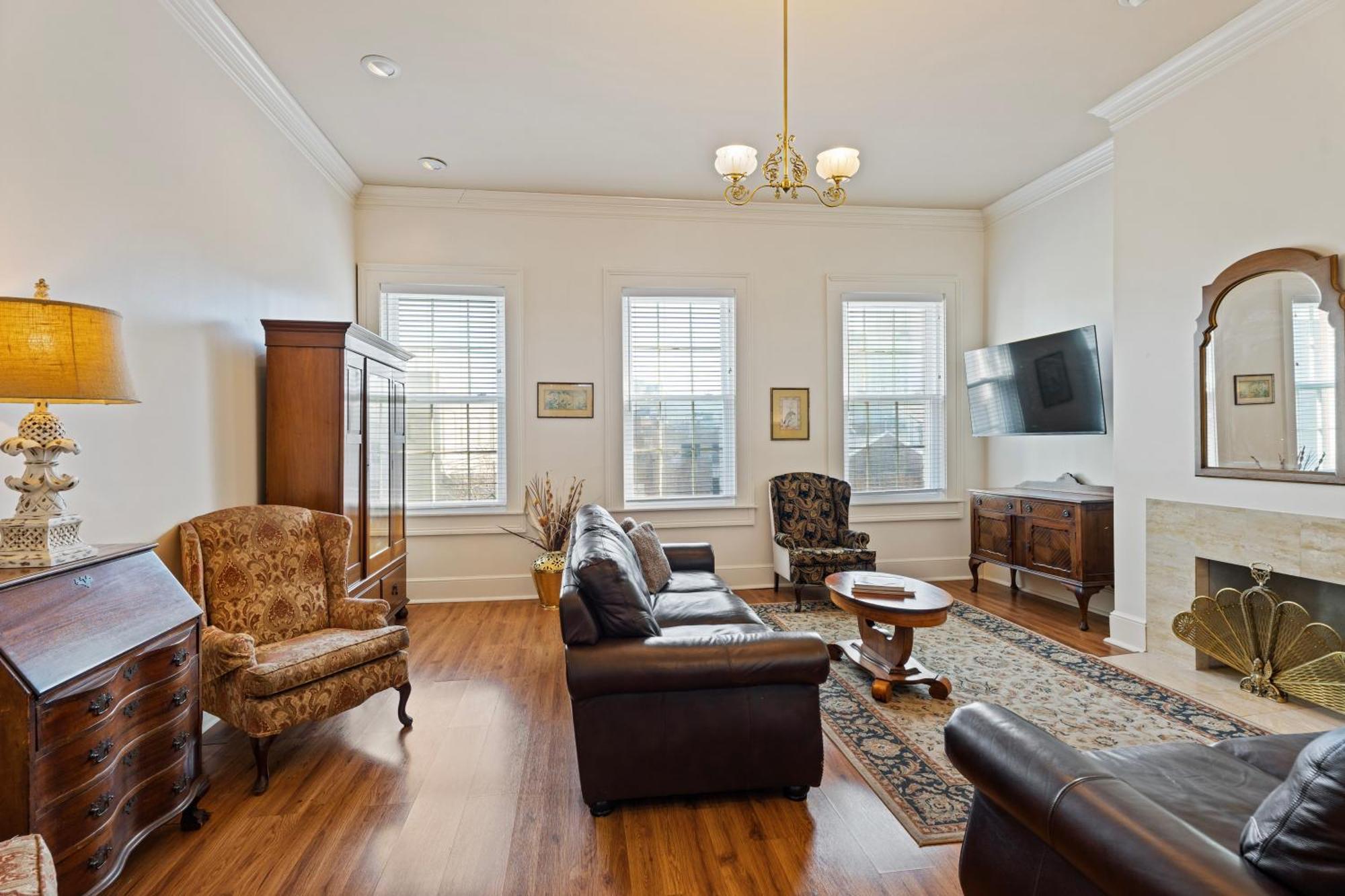 Grenoble House Hotel New Orleans