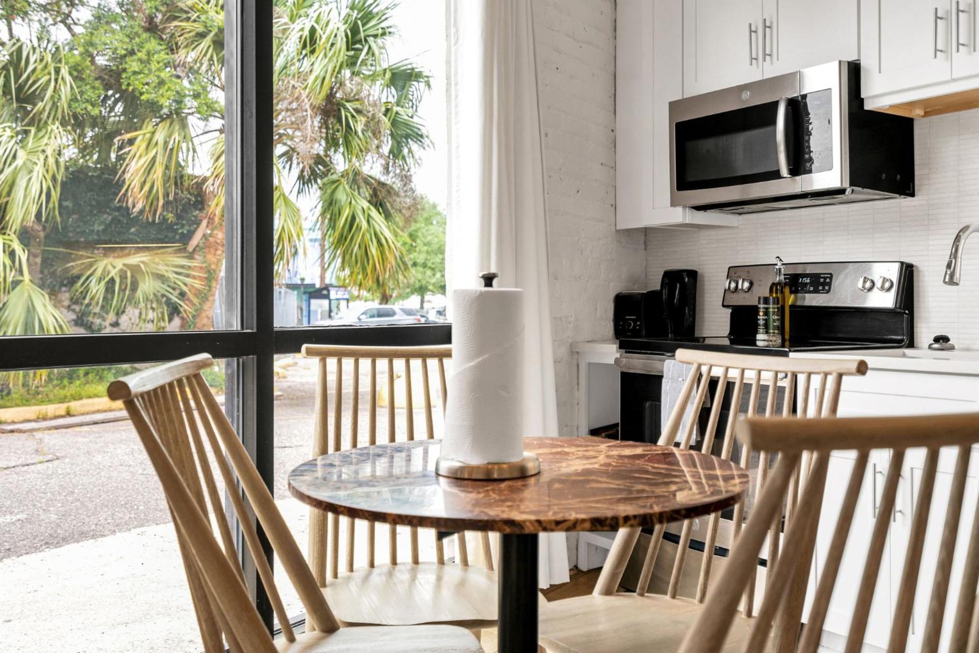 Hotel Nola Retreat Next To Frenchmen & French Quarter