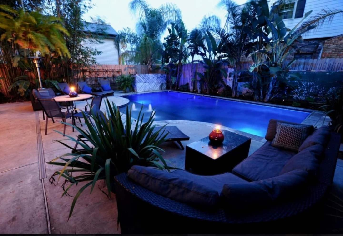 Holiday home Historic- Salt Pool-Balconies-Near French Quarter New Orleans