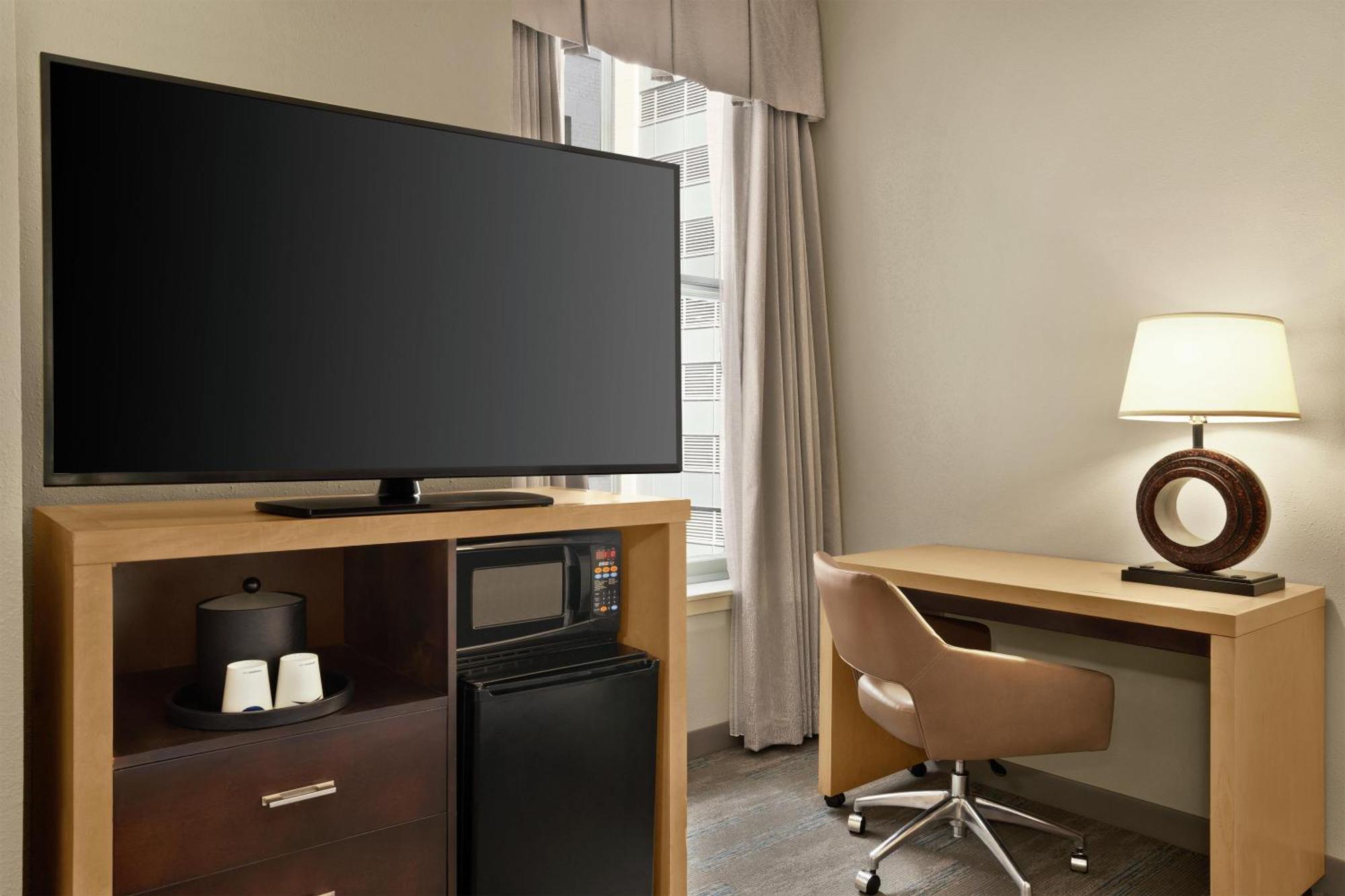 Hampton Downtown / French Quarter Area Hotel 3*