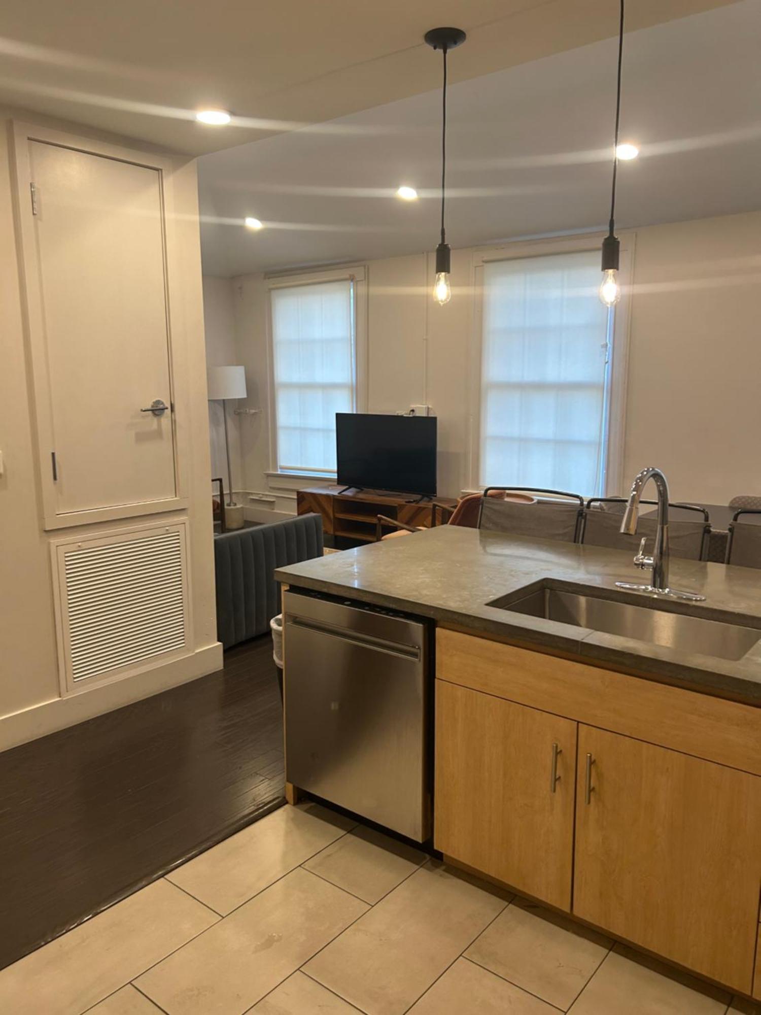 The Gregory 402 Hotel