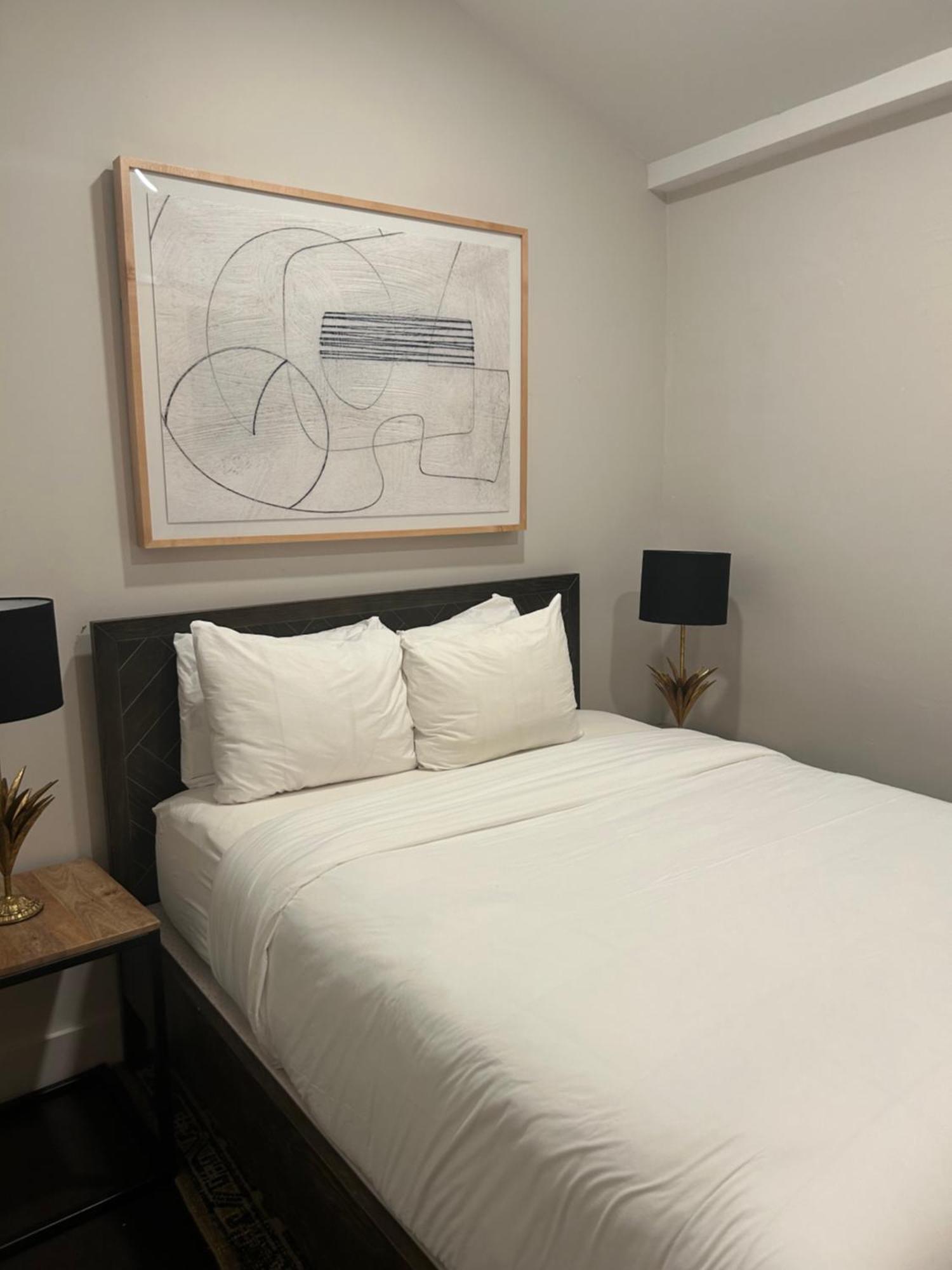 The Gregory 402 Hotel *