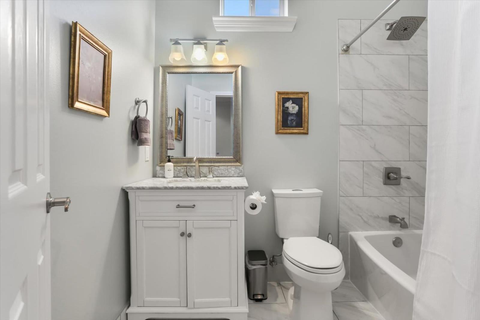 Jazzfest Spotless 3br W Driveway Holiday home New Orleans