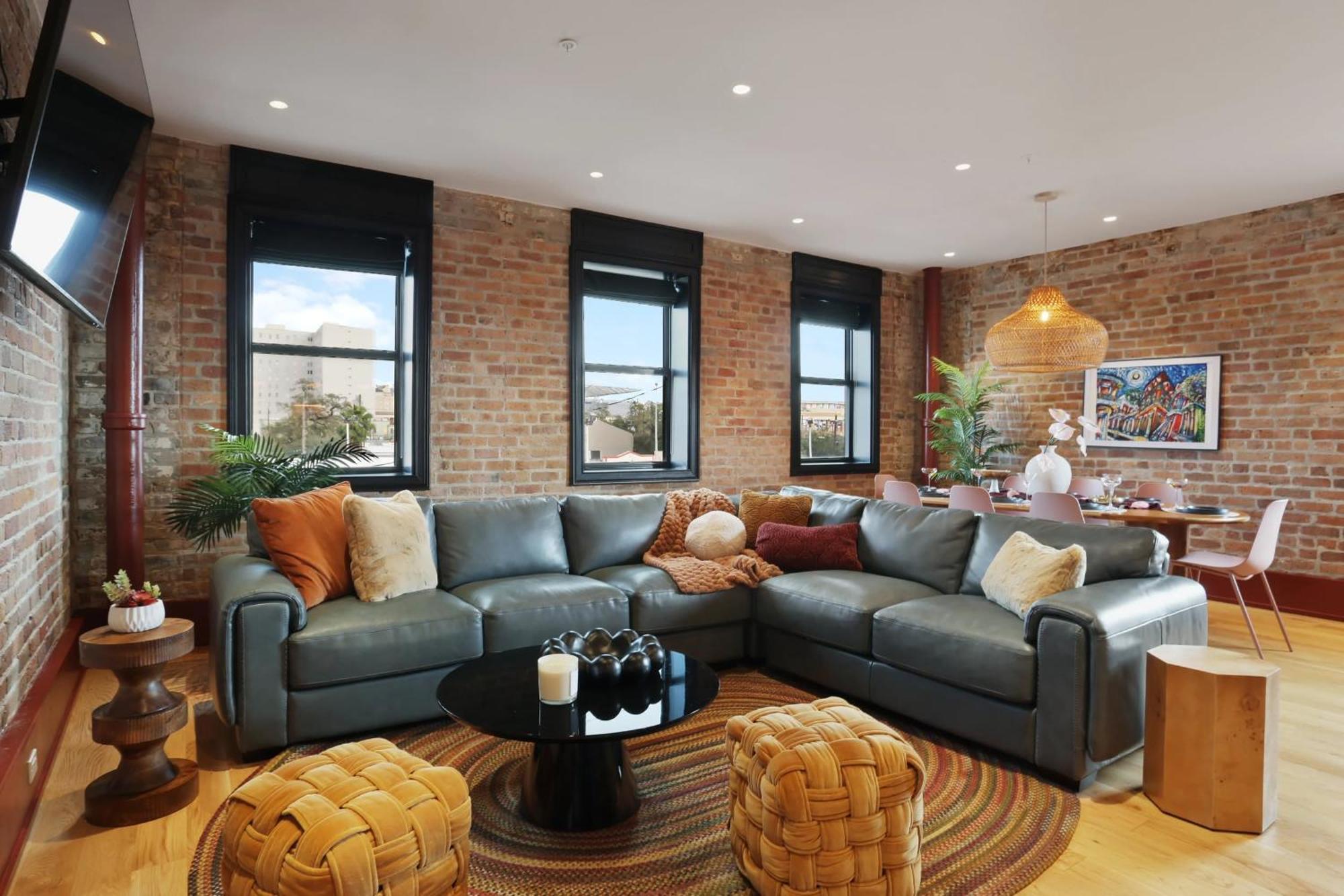 Apartment The Gisele - Charming 4br 4ba For 8 - Pool & Streetcar Stop *