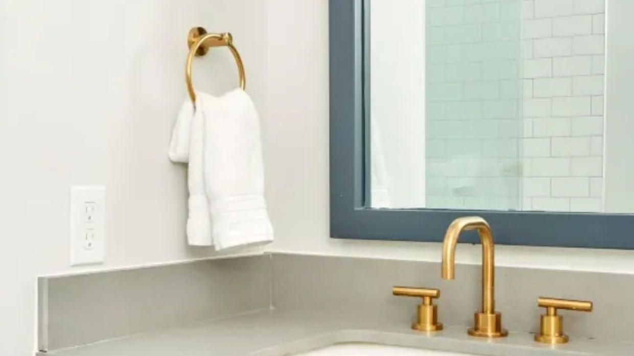 Hotel 3 Units Steps To Bourbon St The French Quarter The Harlequin By Avantstay