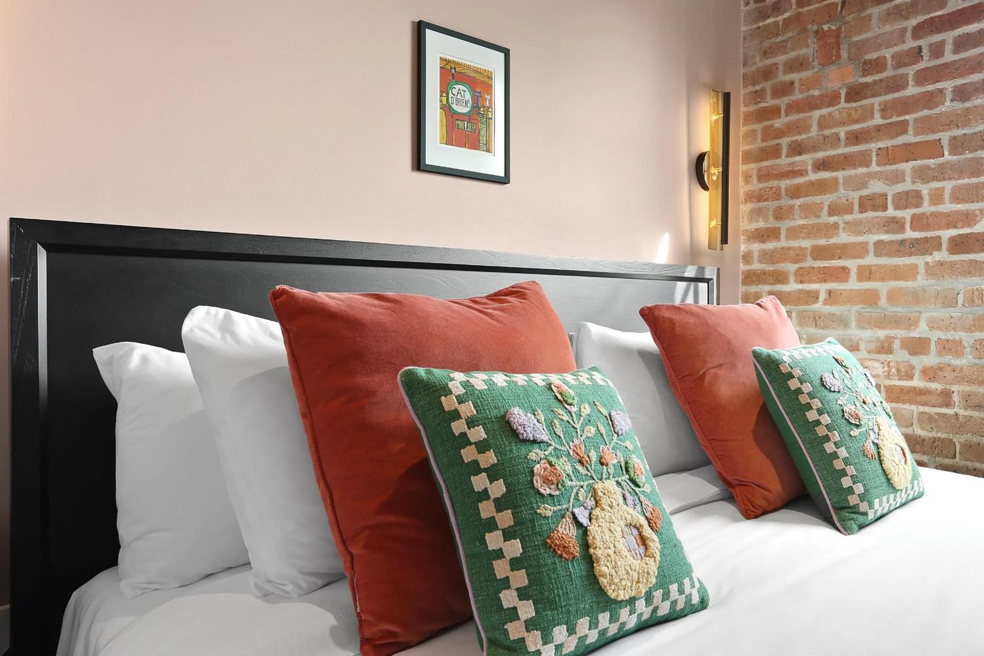 The Gisele - Charming 4br 4ba For 8 - Pool & Streetcar Stop New Orleans